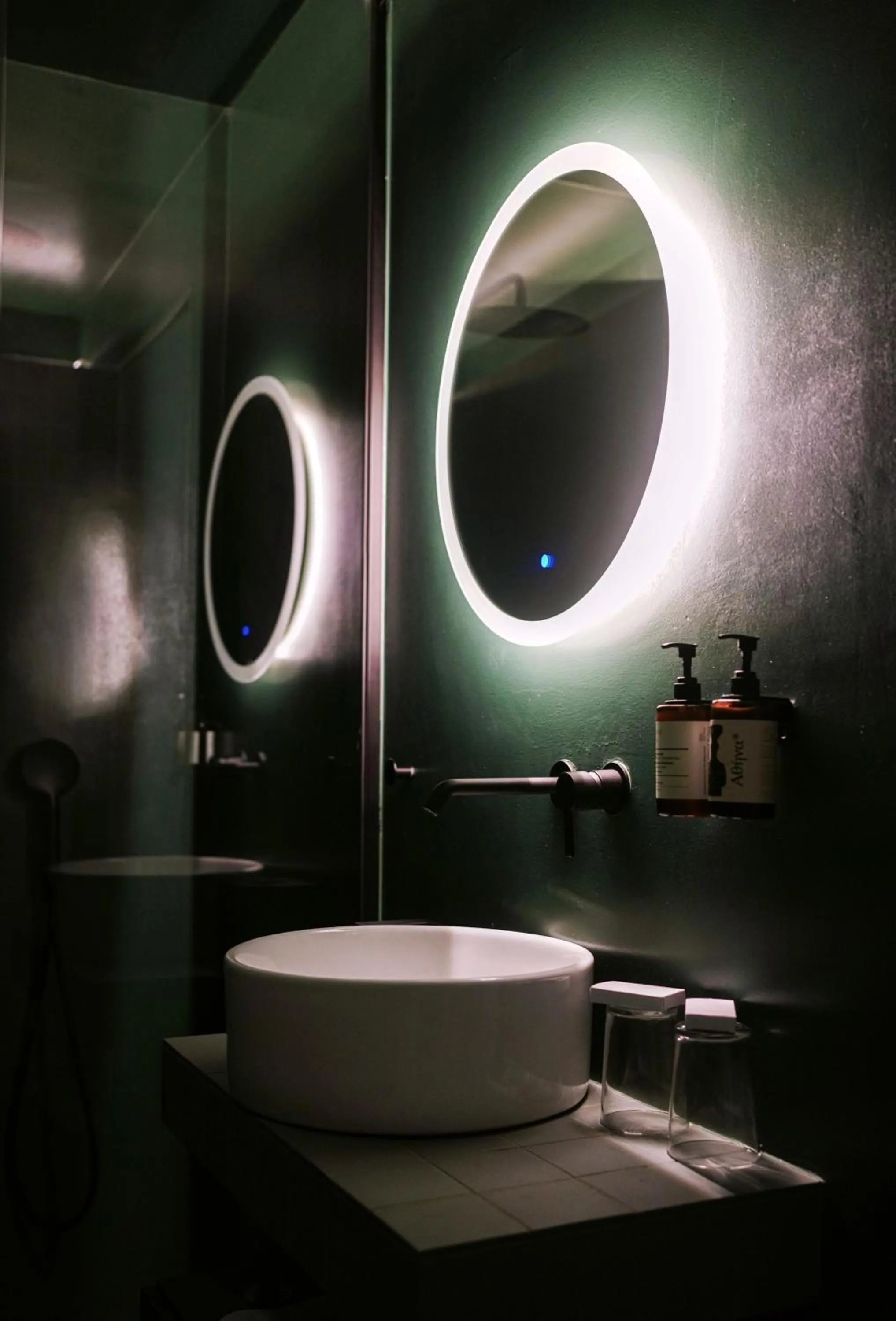 Bathroom in Heart Hotel