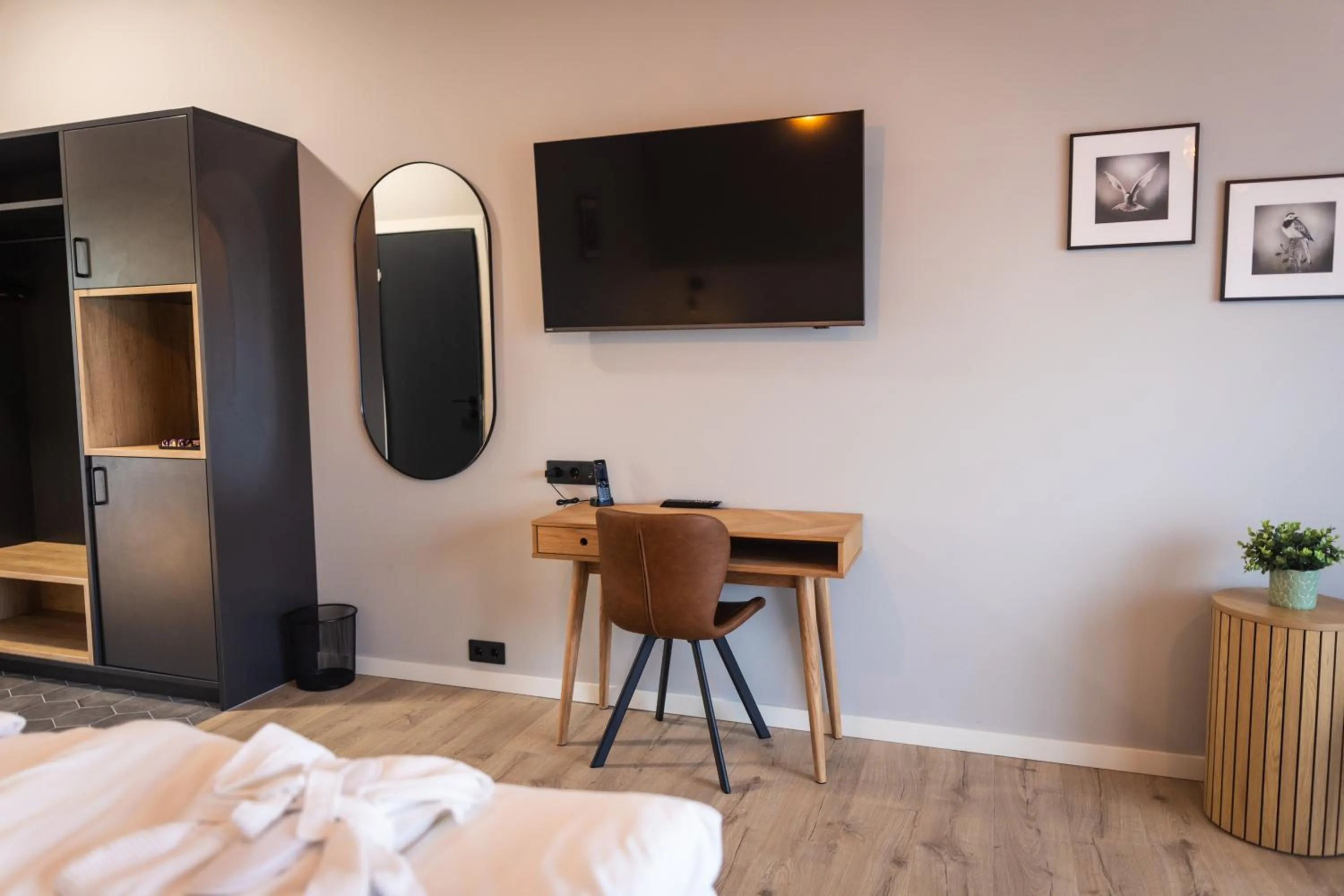 TV and multimedia, Bed in Hotel Hamar