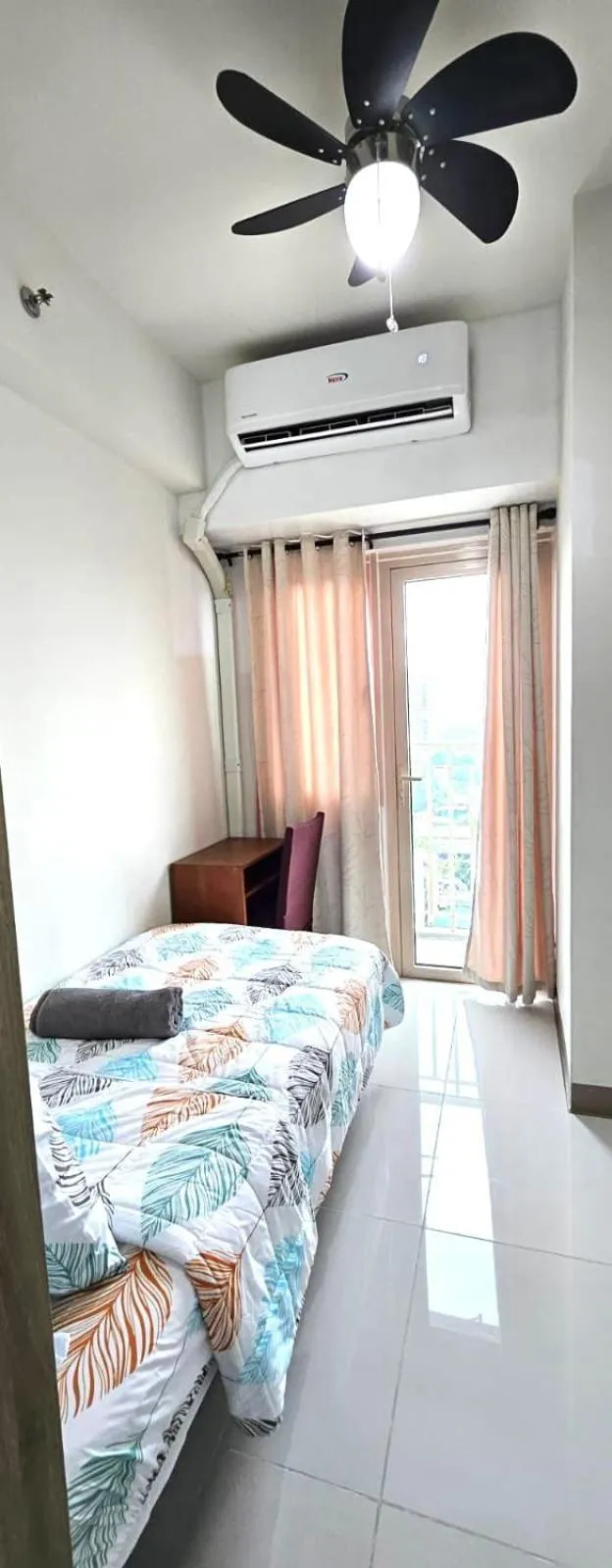 Balcony/Terrace, Bed in Coast Residences - 2 Bedroom with Balcony facing Mall of Asia, Manila Bay & Pool View