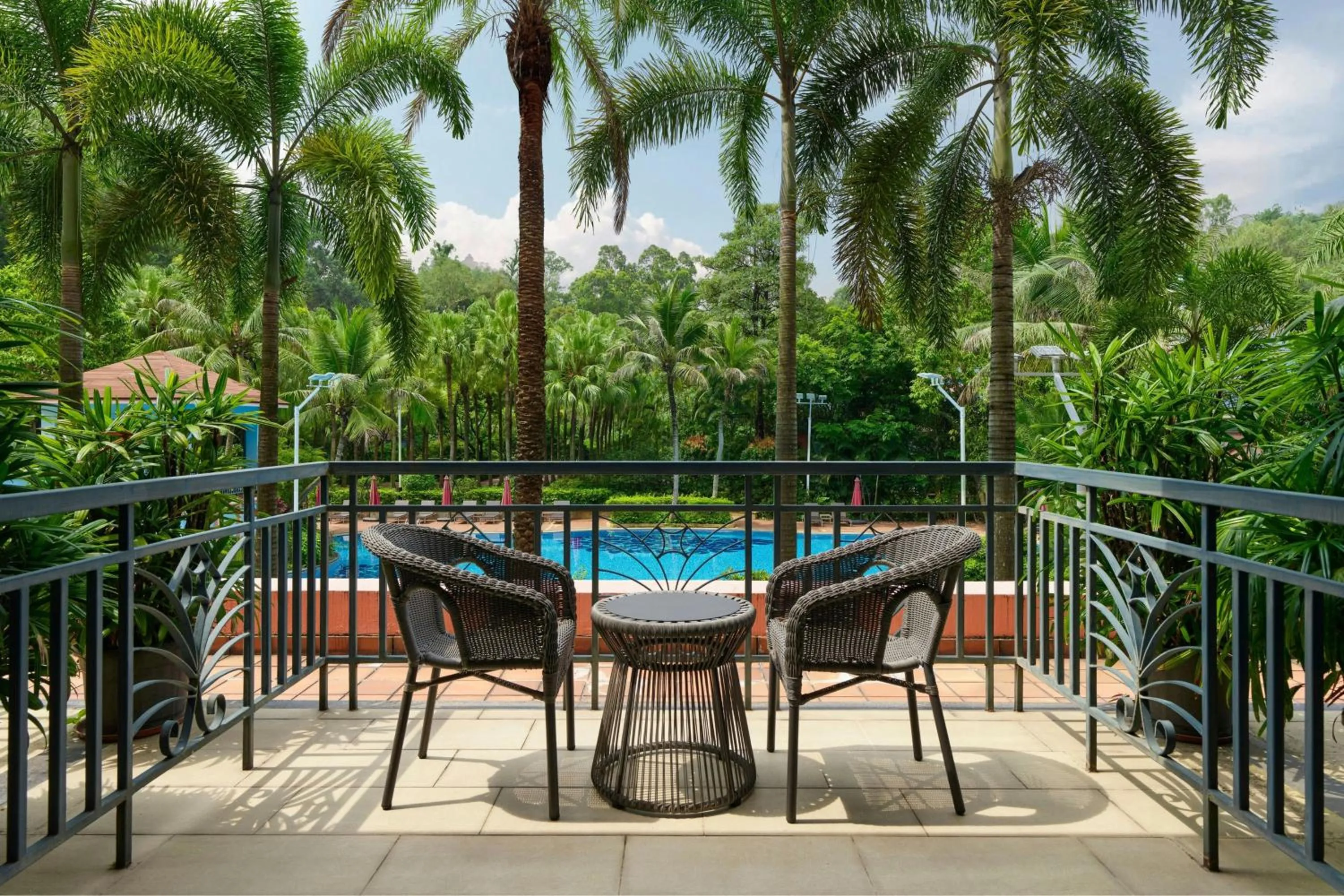 Photo of the whole room in Dongguan Marriott Hotel