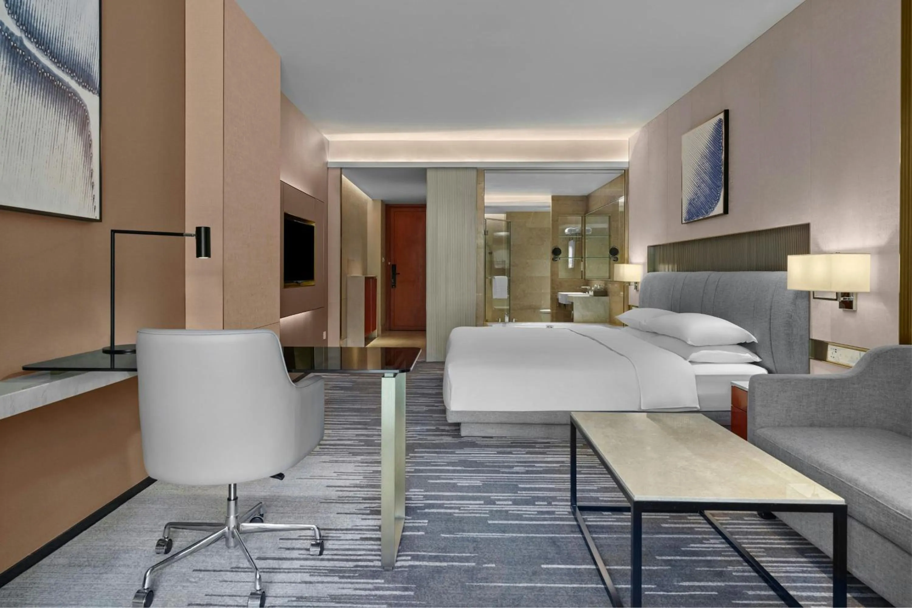 Photo of the whole room in Dongguan Marriott Hotel