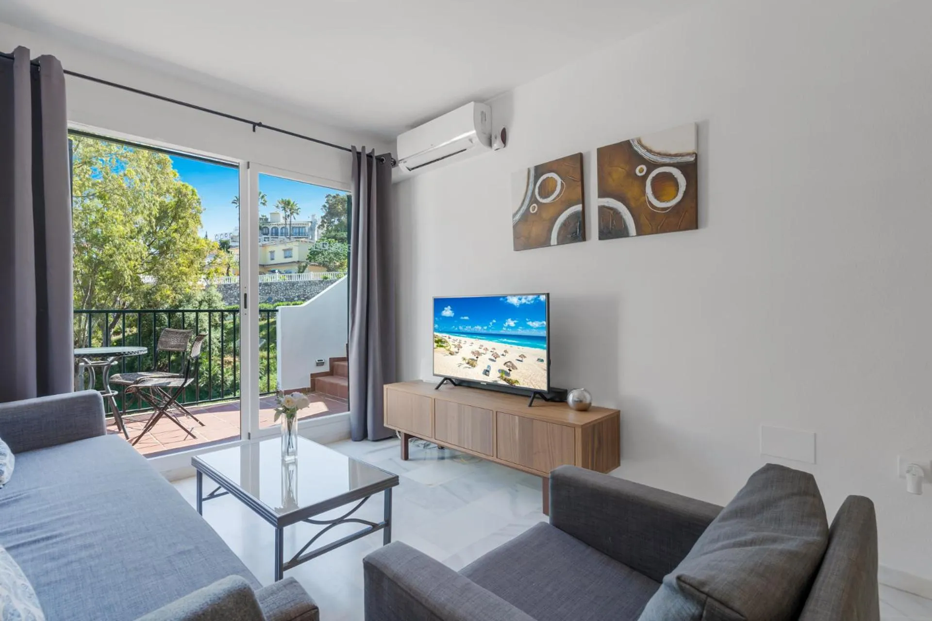 Terrace Penthouse with Pool by Costarentals - Ref 84