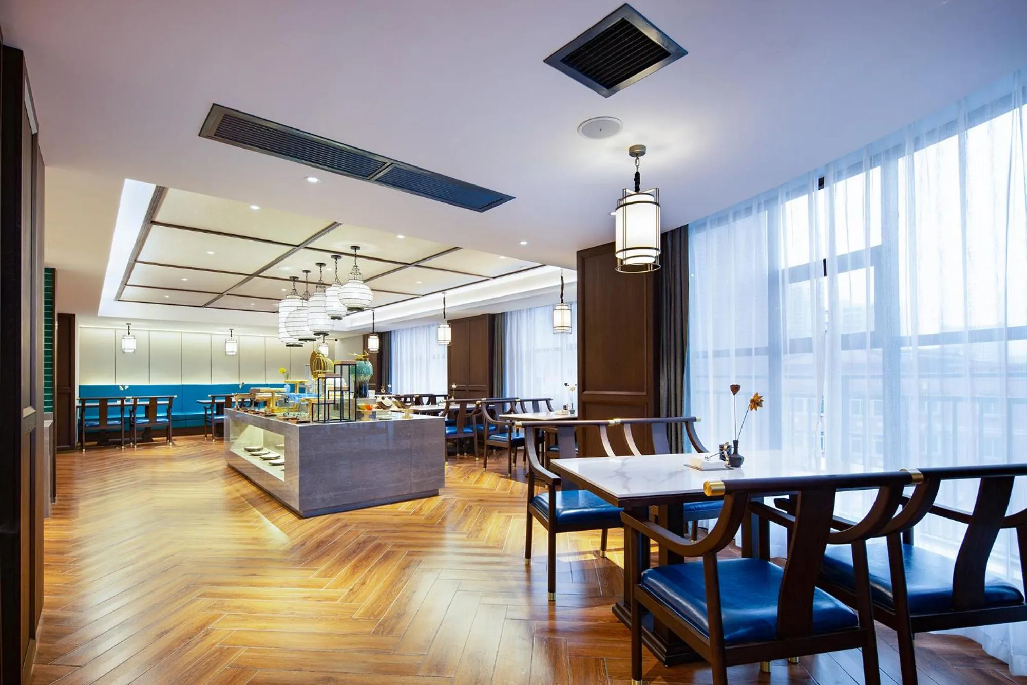 Restaurant/places to eat in Till Bright Hotel, Leiyang Zhongxing Times Square