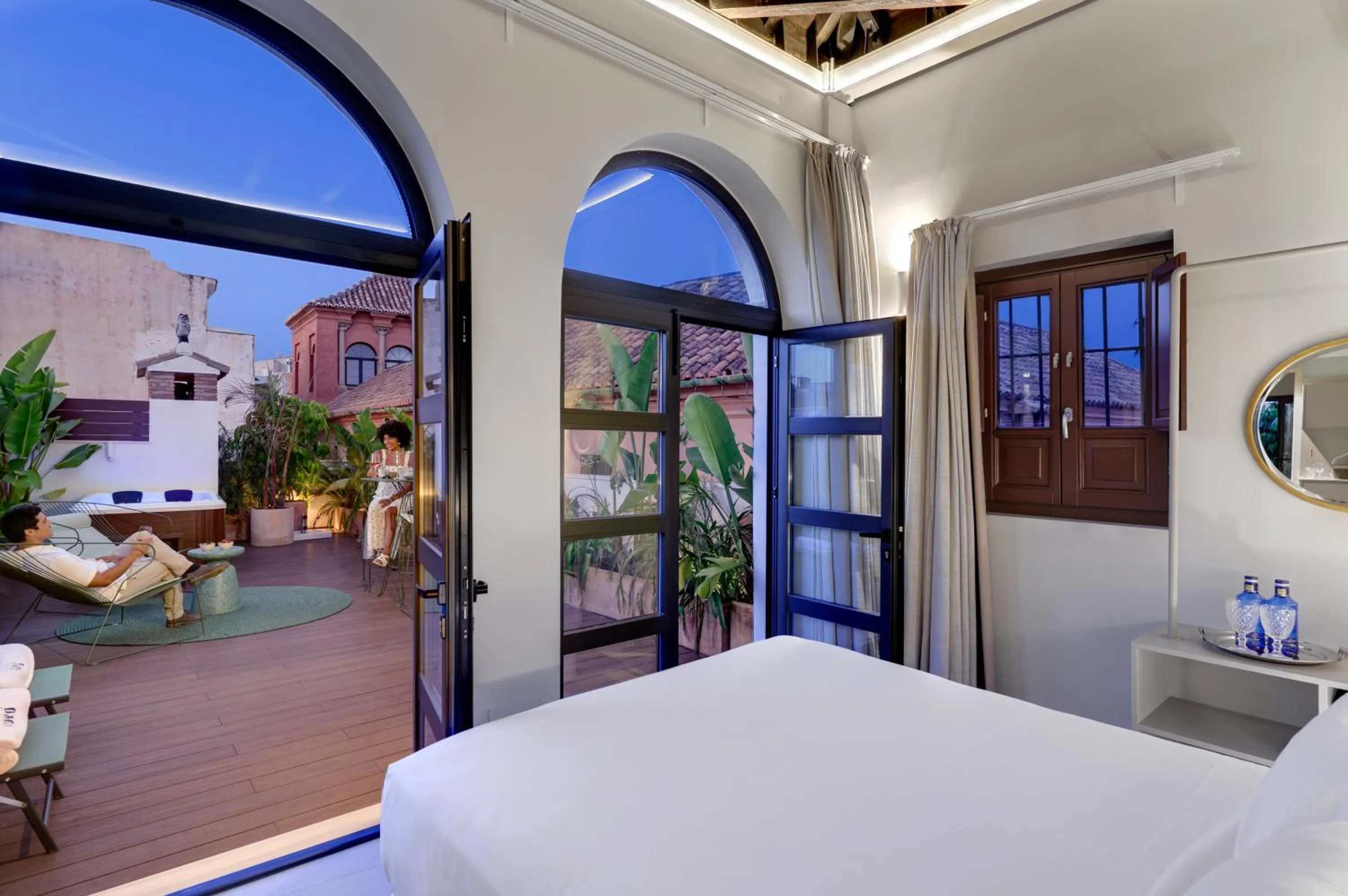 View (from property/room), Bed in Coeo Fresca Roof Garden Signature Apartments