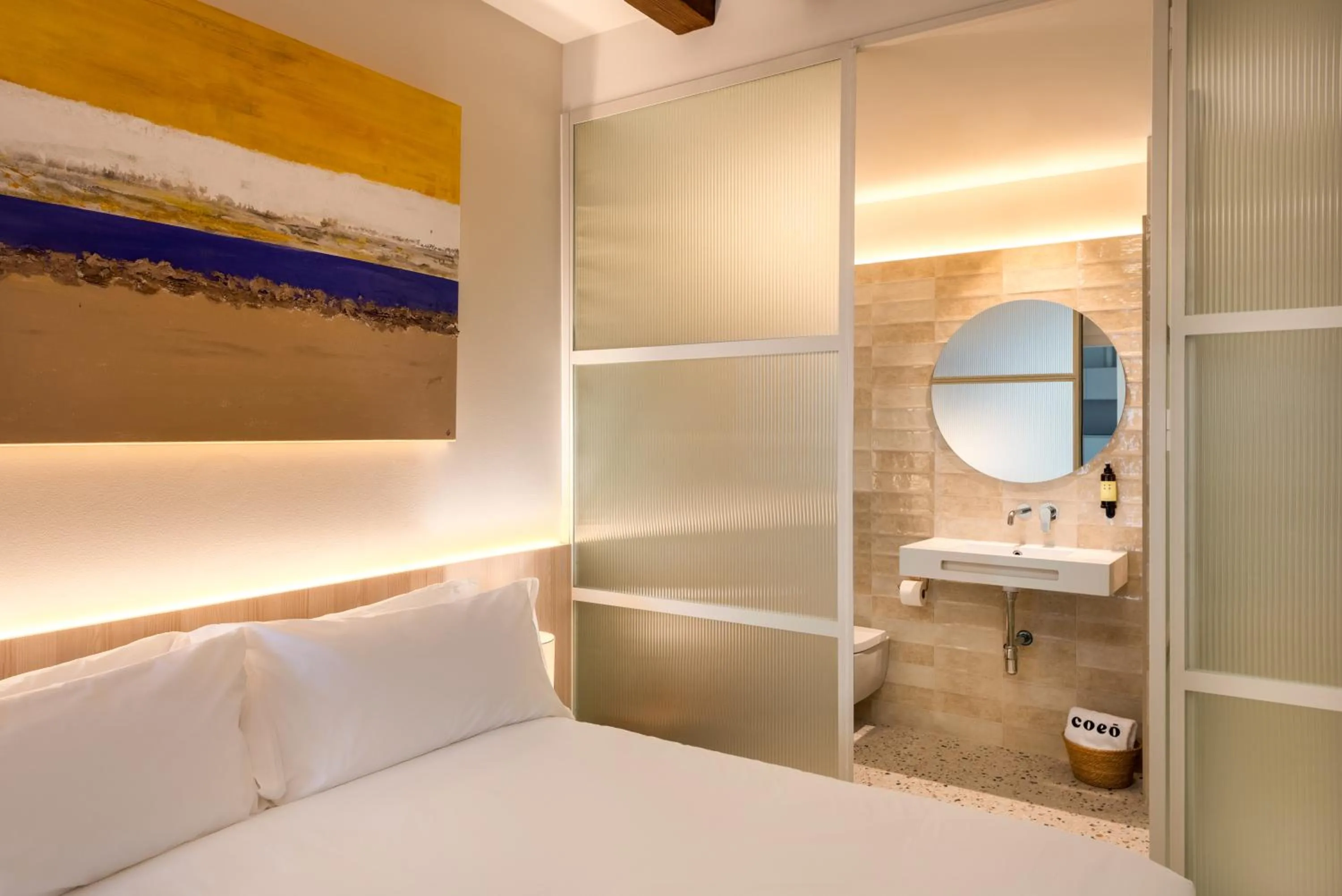 Bed in Coeo Fresca Roof Garden Signature Apartments