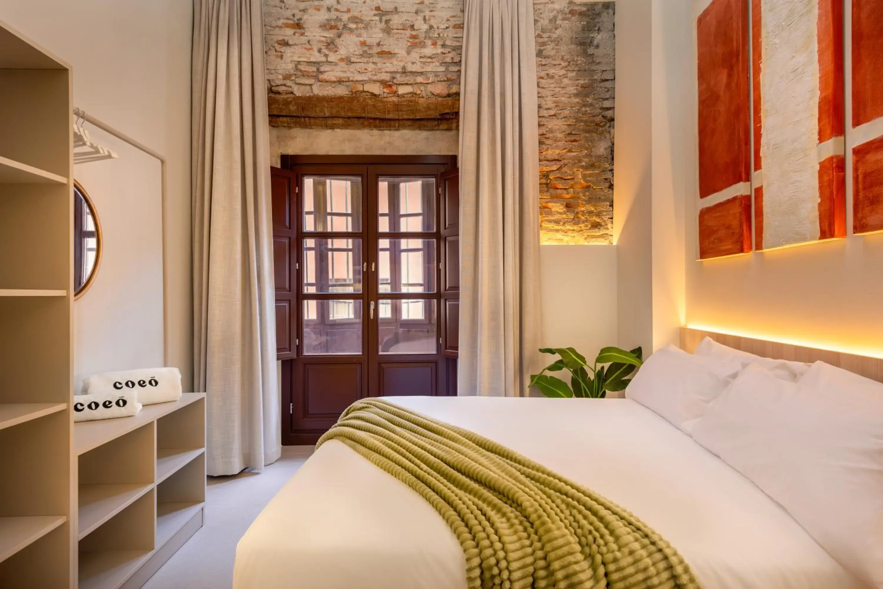 Superior One Bedroom Apartment w/ Small Balcony in Coeo Fresca Roof Garden Signature Apartments Superior One Bedroom Apartment w/ Small Balcony in Coeo Fresca Roof Garden Signature Apartments