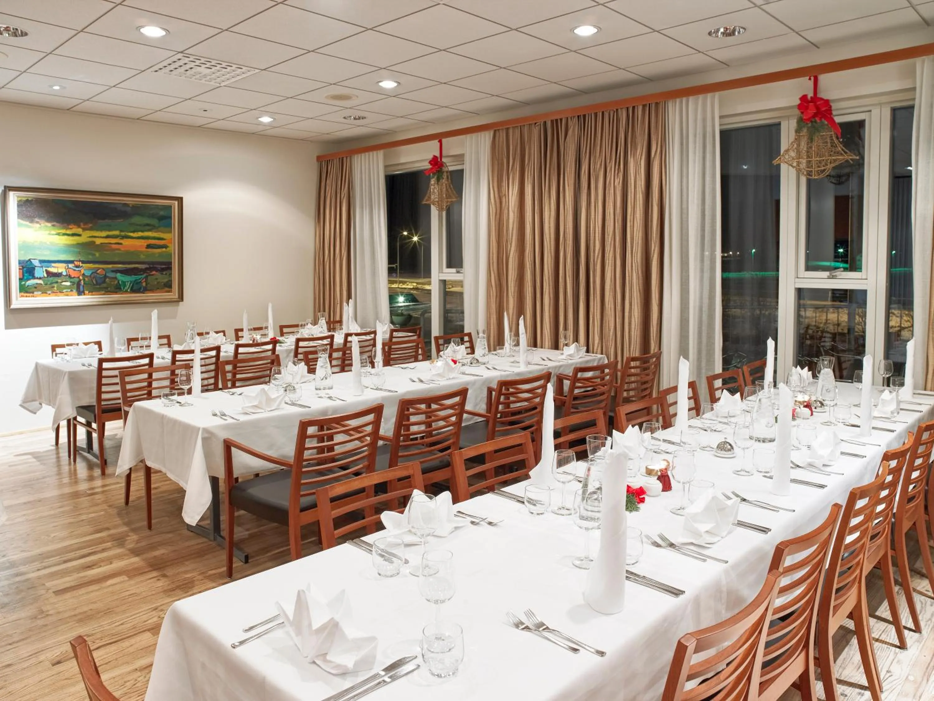 Restaurant/places to eat in Hérað - Berjaya Iceland Hotels