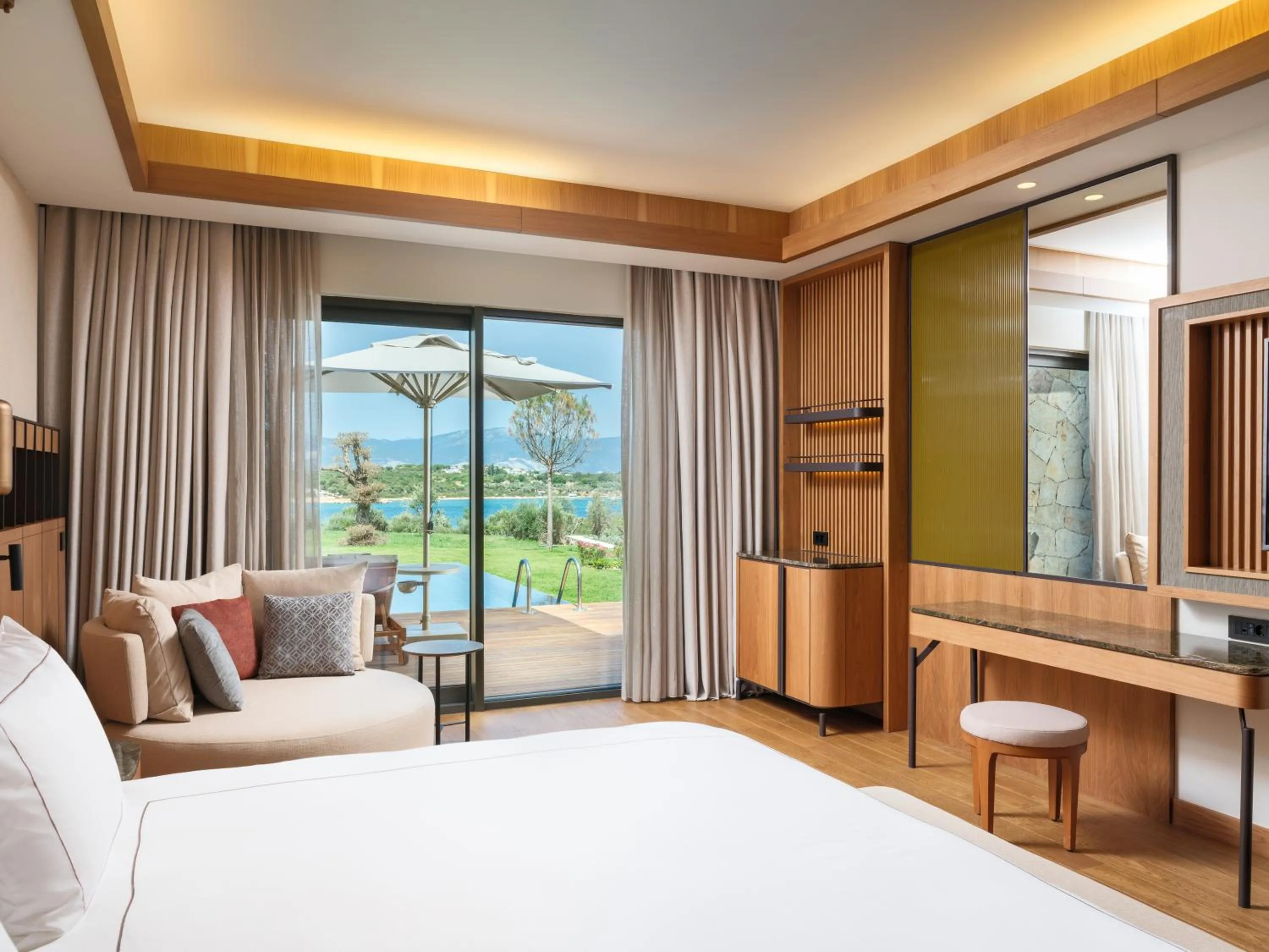 Bed in Anda Barut Collection - Ultra All Inclusive