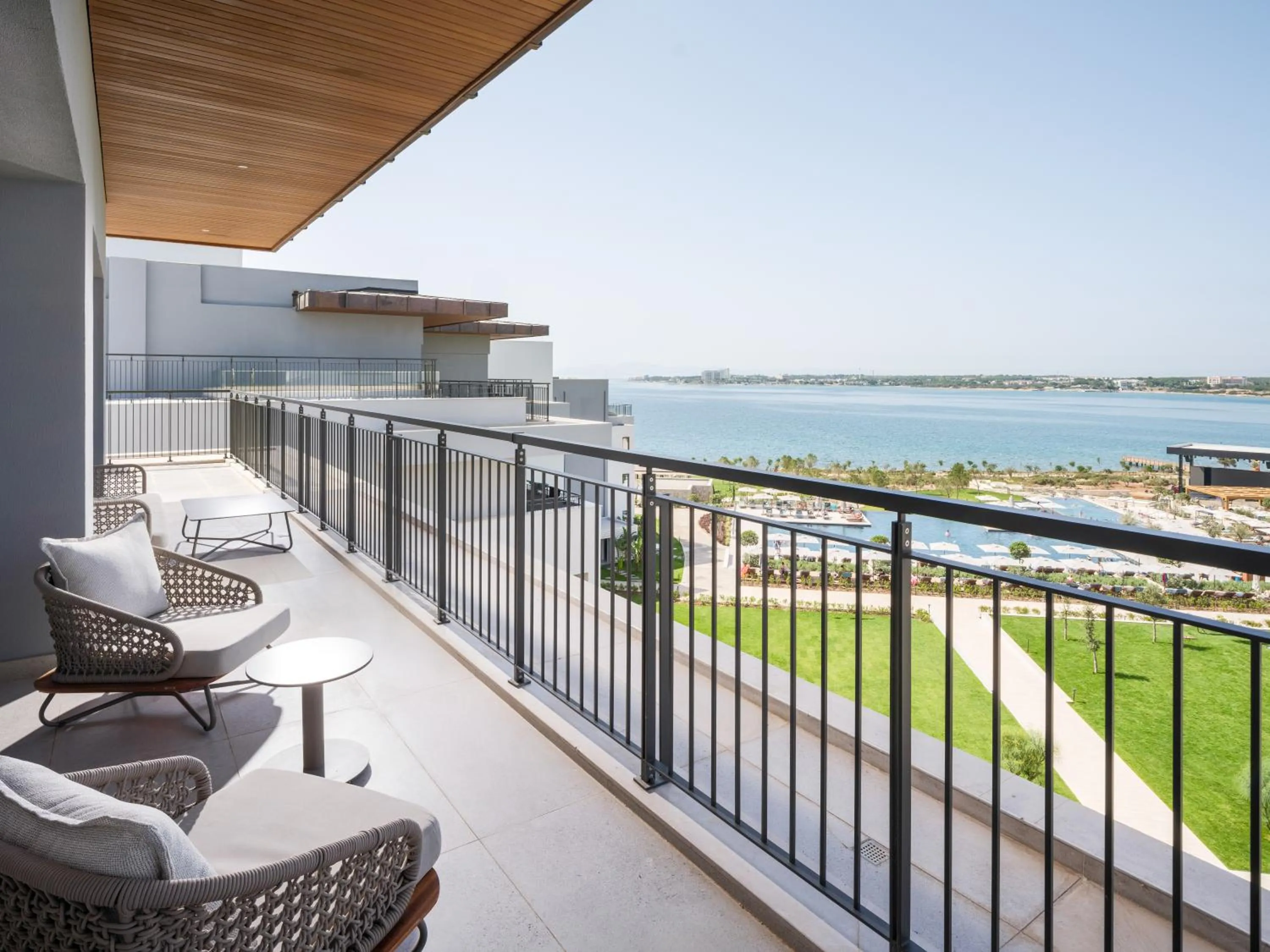 Day in Anda Barut Collection - Ultra All Inclusive