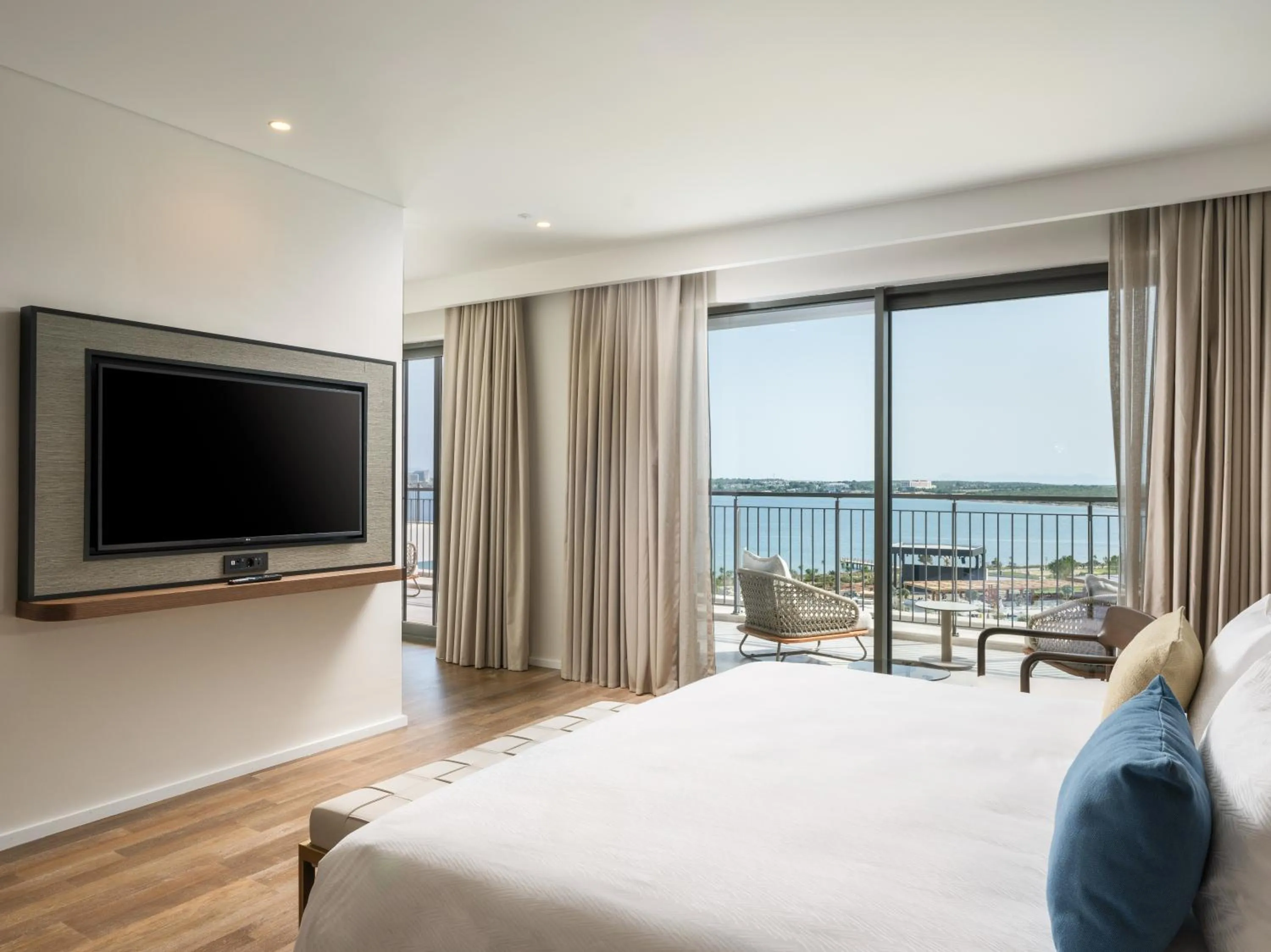 Bed in Anda Barut Collection - Ultra All Inclusive