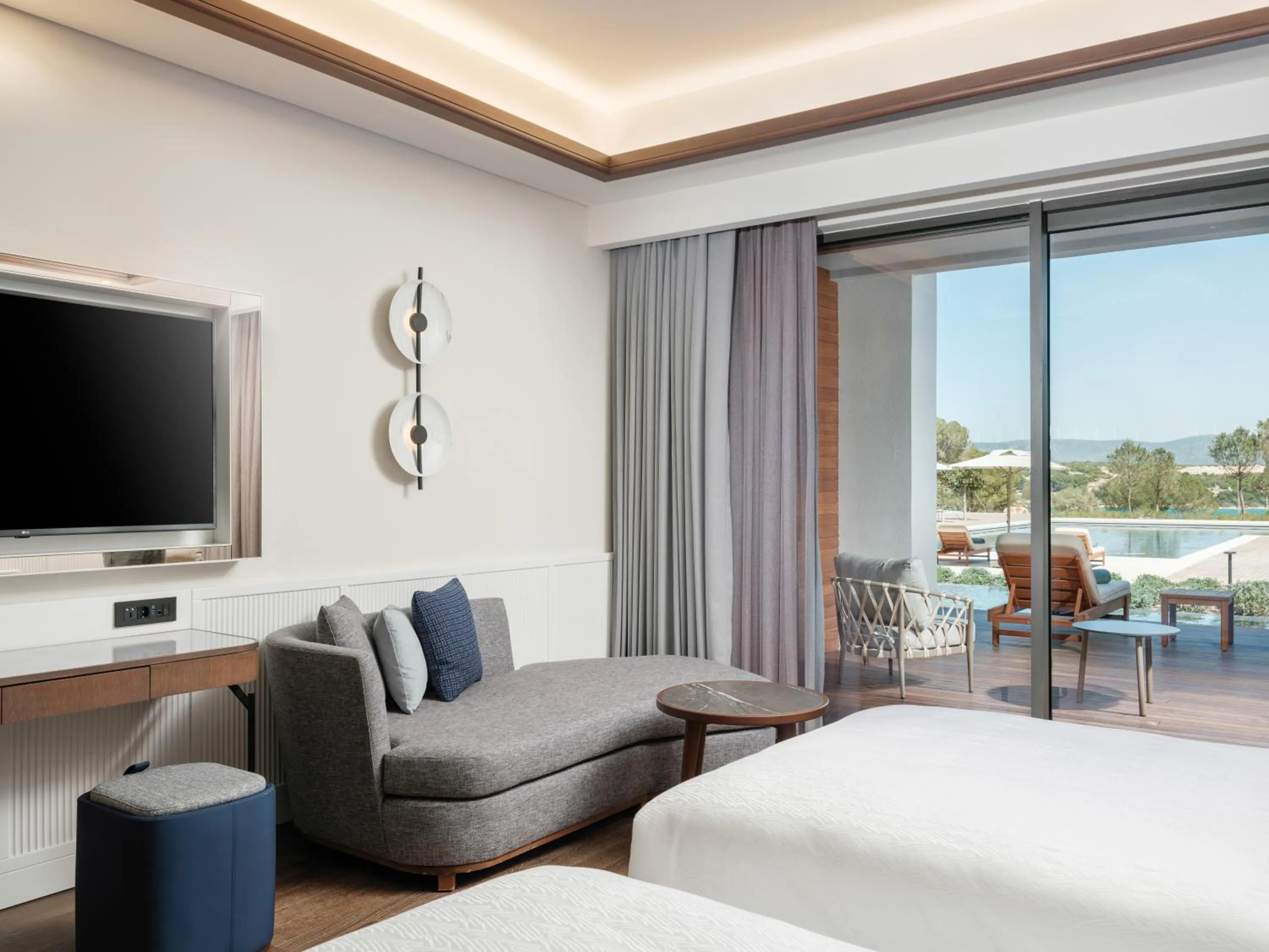 TV and multimedia, Bed in Anda Barut Collection - Ultra All Inclusive