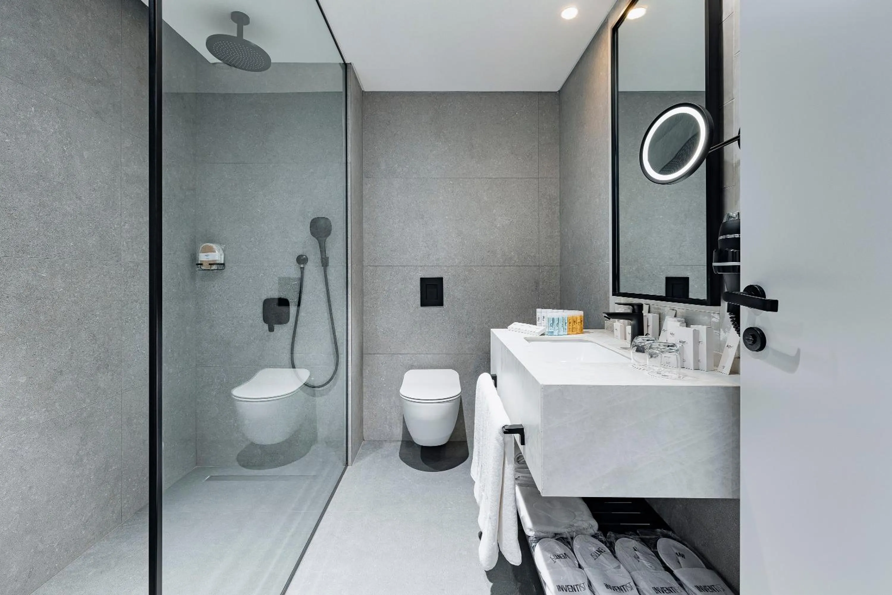 Shower in INVENTIST Hotel Sports Academy Istanbul