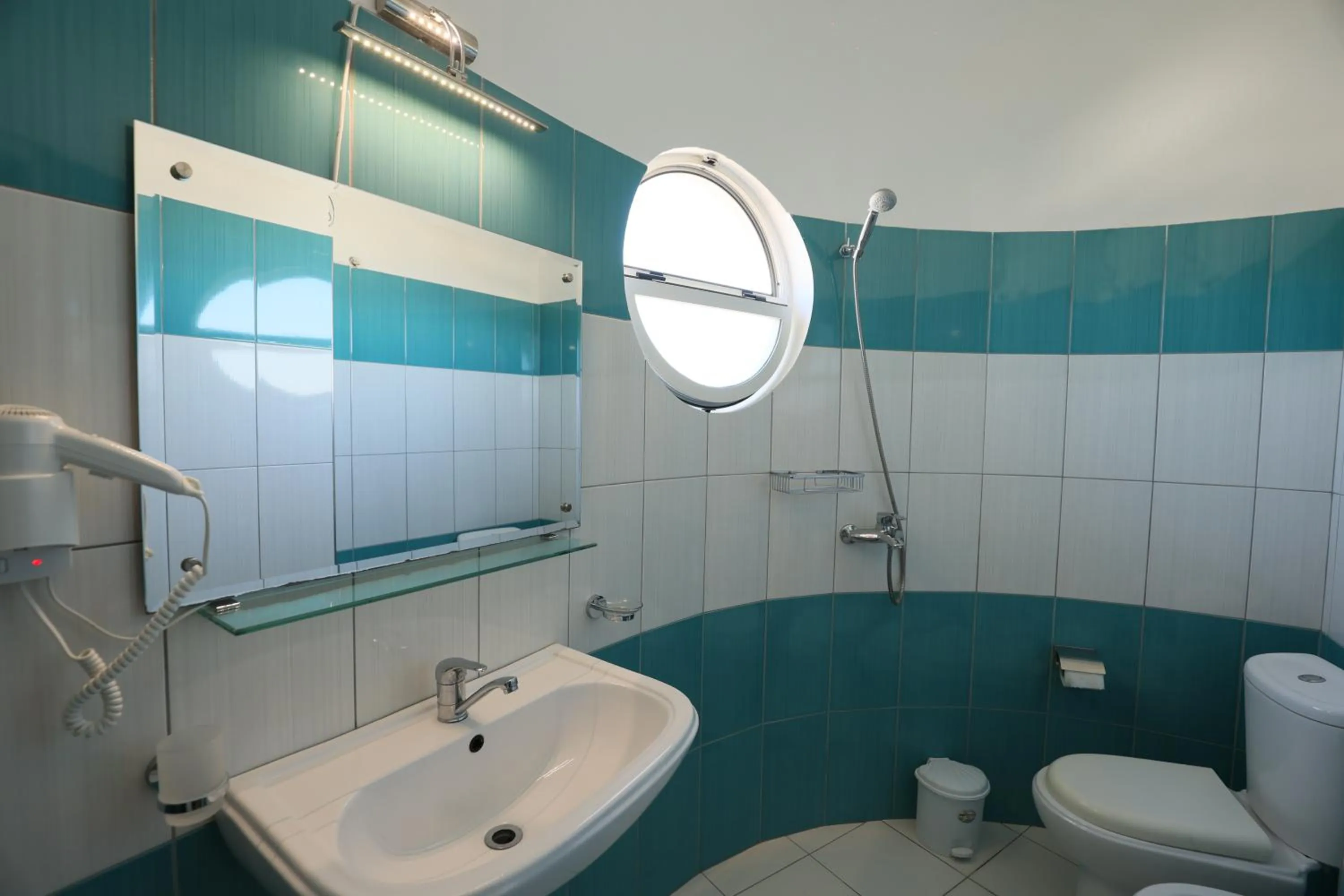 Bathroom in Michelle Apartments