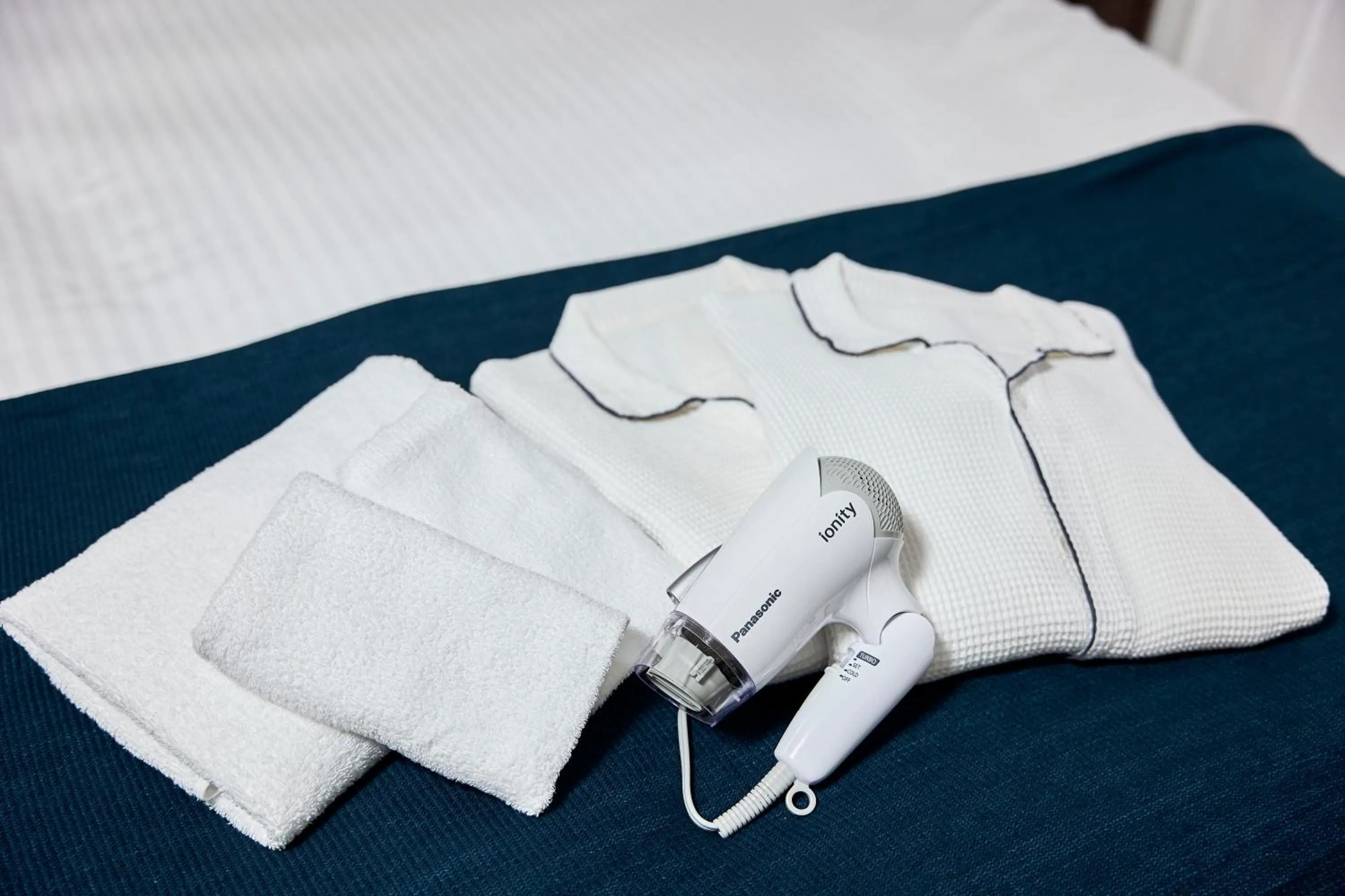 heating in ESLEAD HOTEL Osaka Ebisu