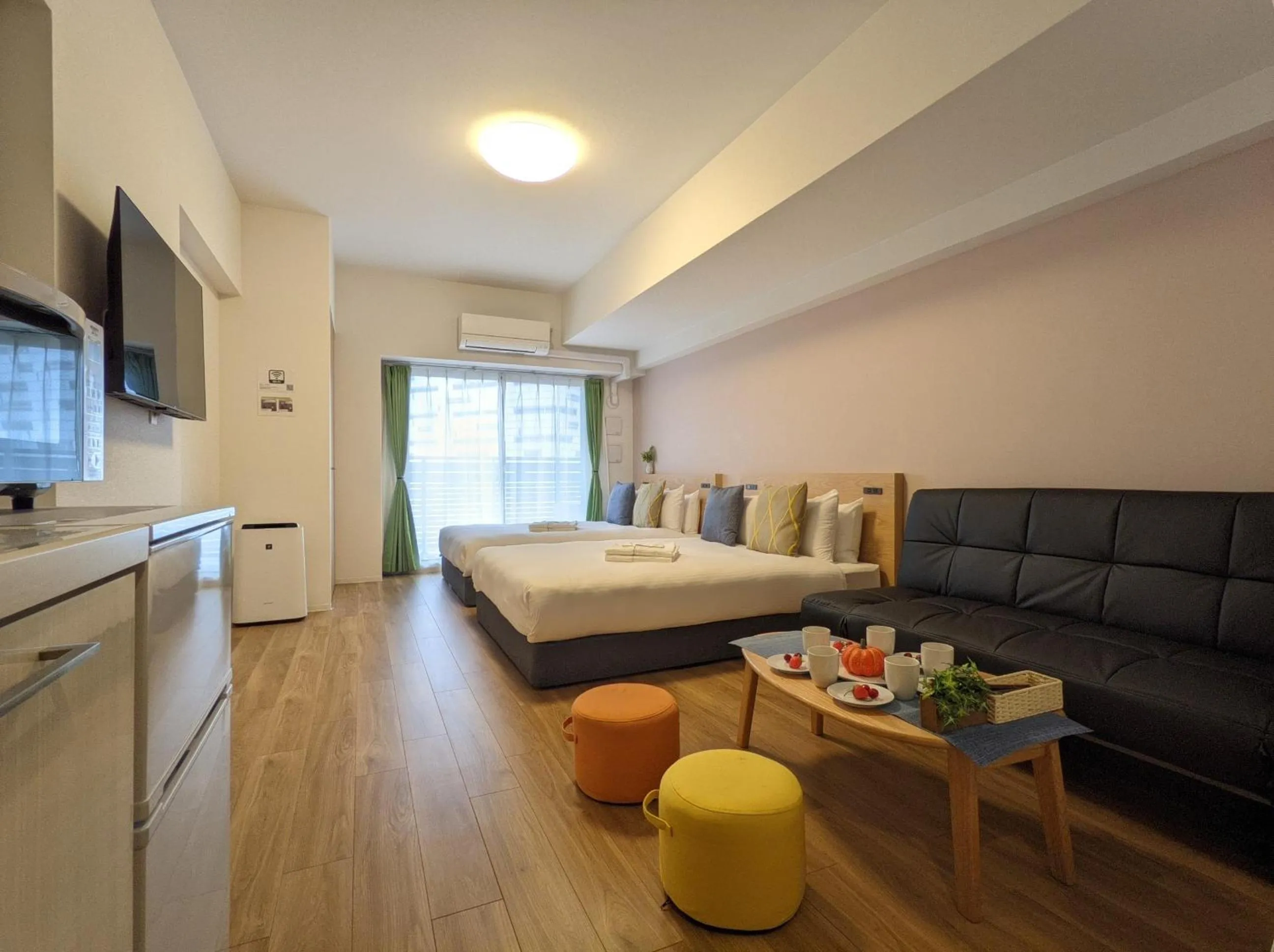 Bed in ESLEAD HOTEL Osaka Ebisu