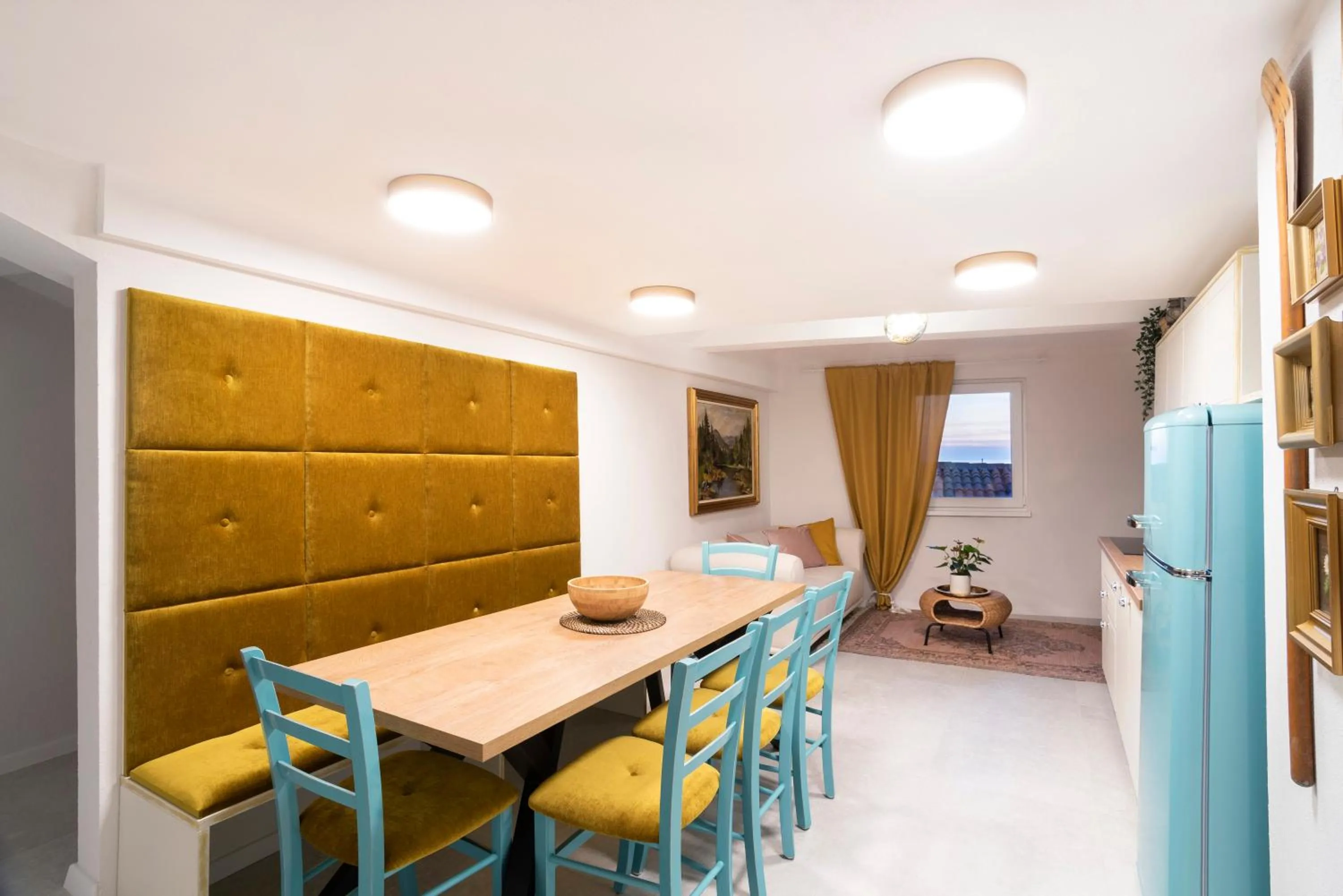 TV and multimedia in Selamare Apartment by Locap Group