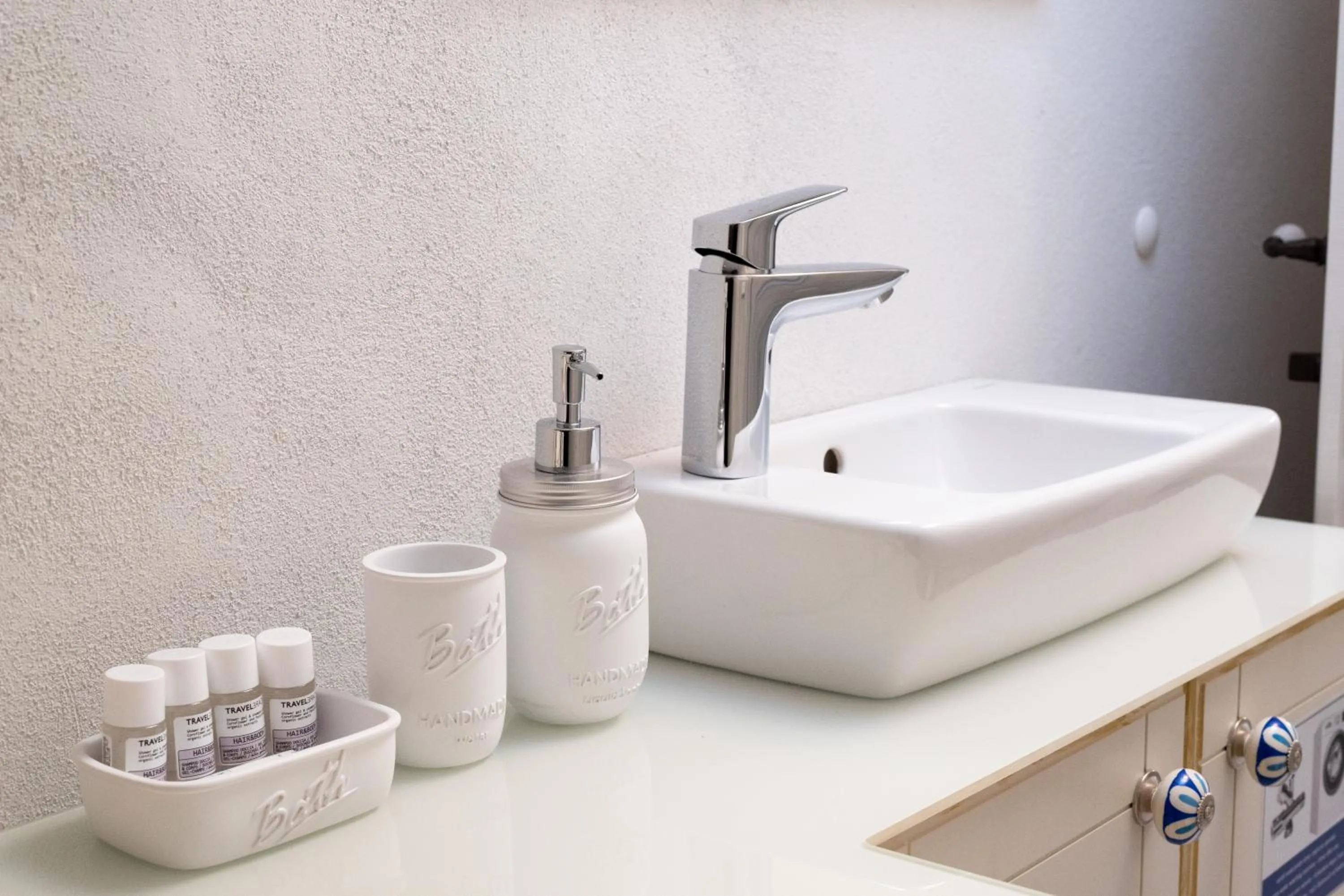Bathroom in Selamare Apartment by Locap Group
