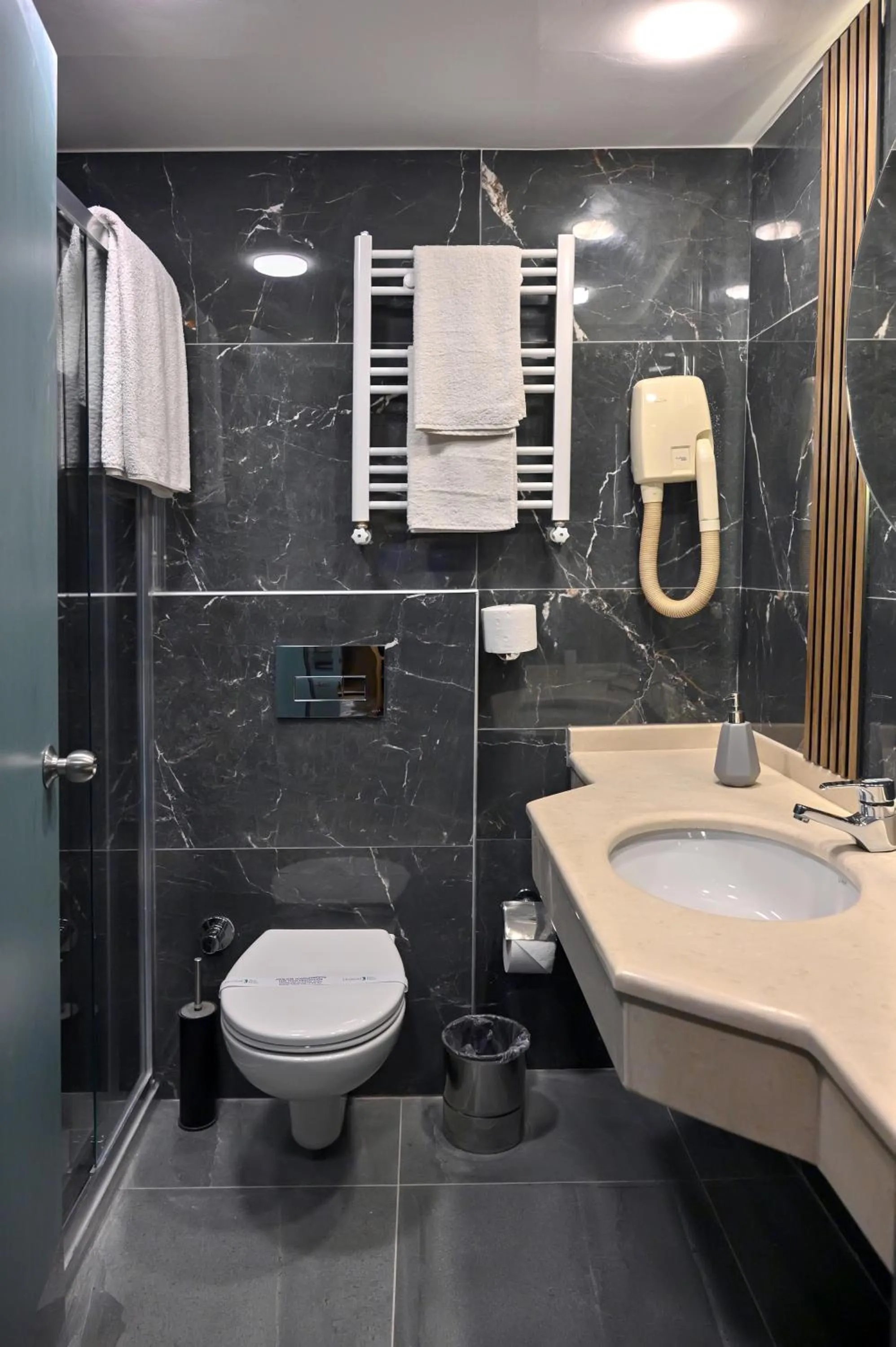 Denizatı Plus Hotel