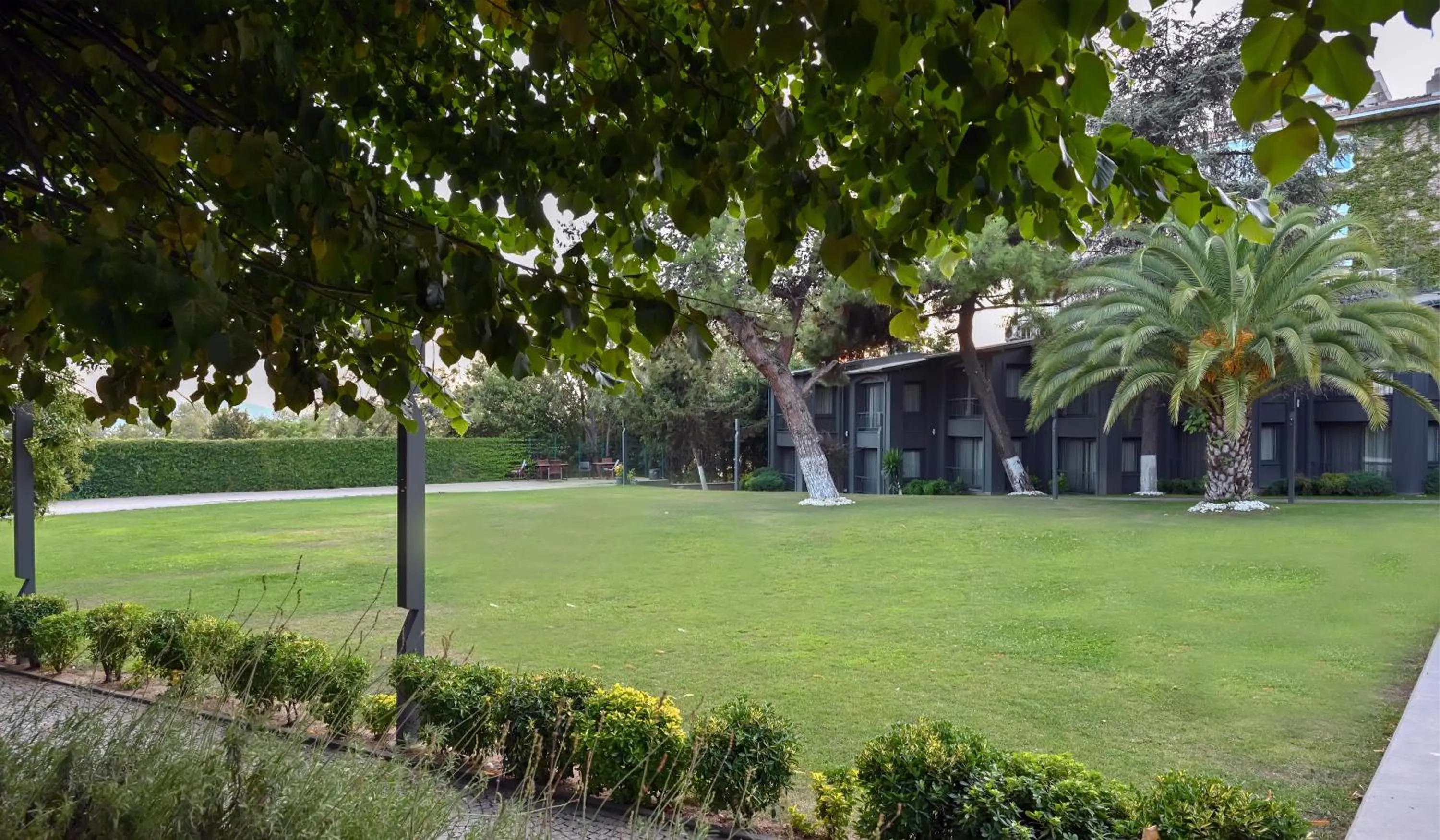 Denizatı Plus Hotel