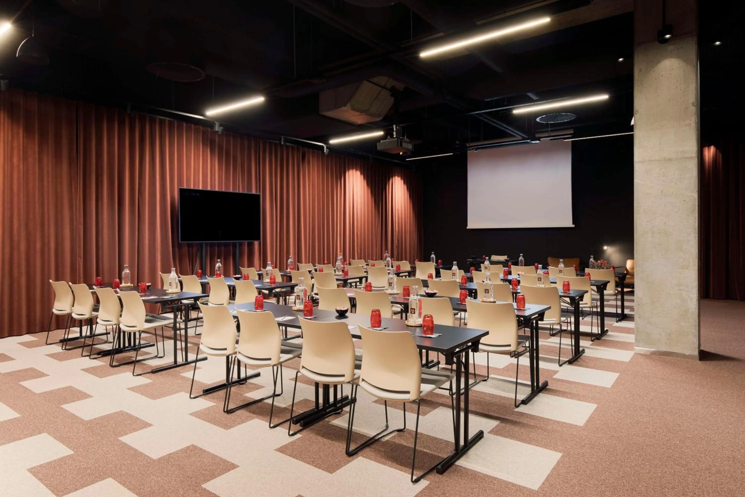 Meeting/conference room in Radisson RED Helsinki