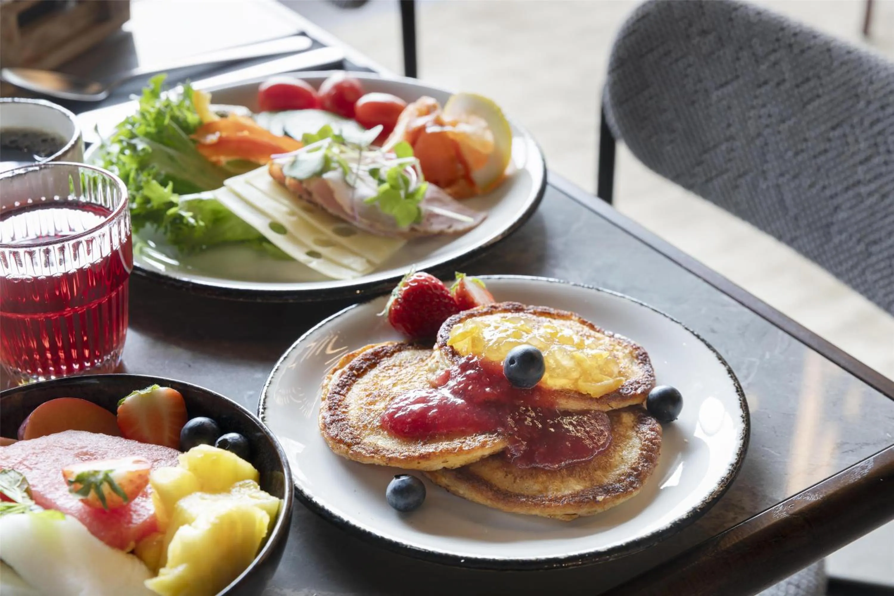 Food and drinks in Radisson RED Helsinki