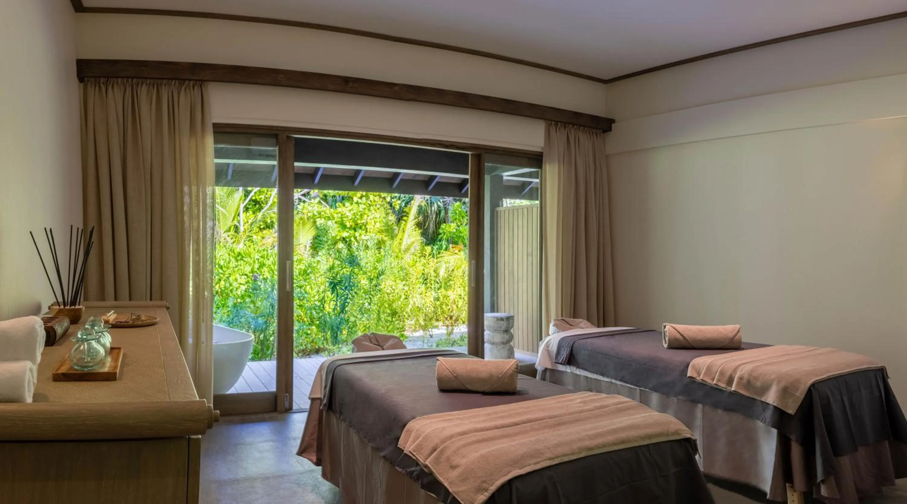 Spa and wellness centre/facilities, Bed in Jawakara Islands Maldives