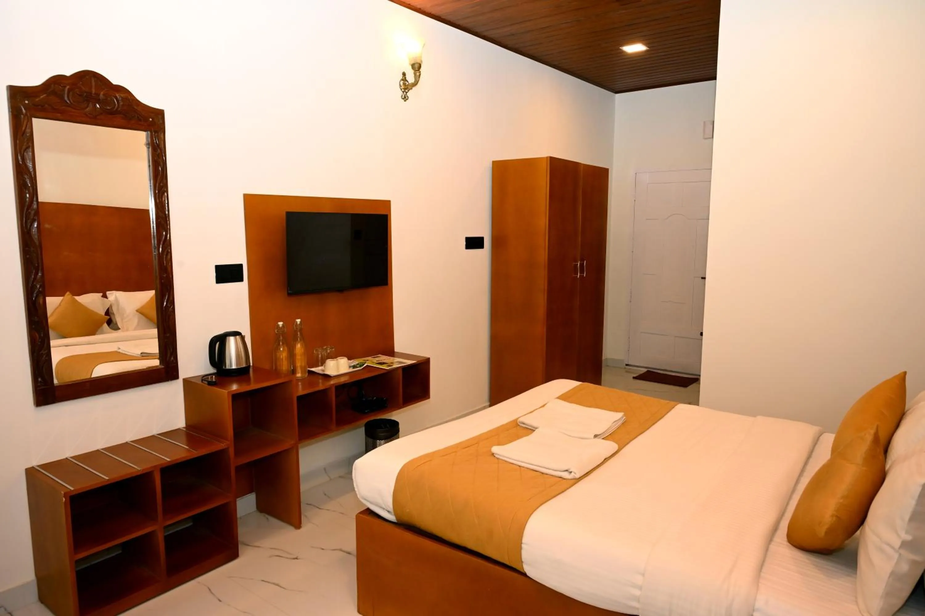 TV and multimedia in Spring Muunnar, Munnar