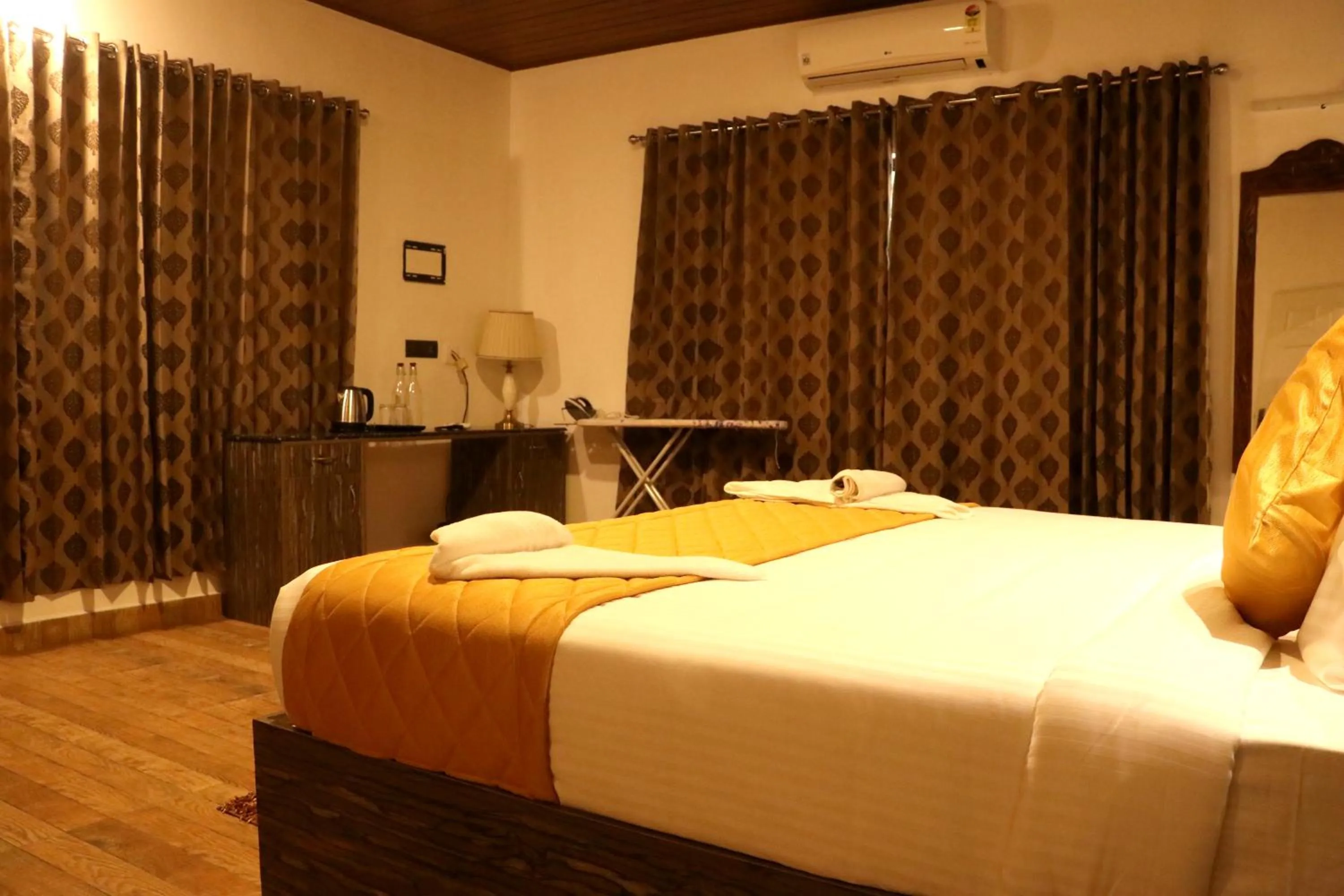 Bed in Spring Muunnar, Munnar