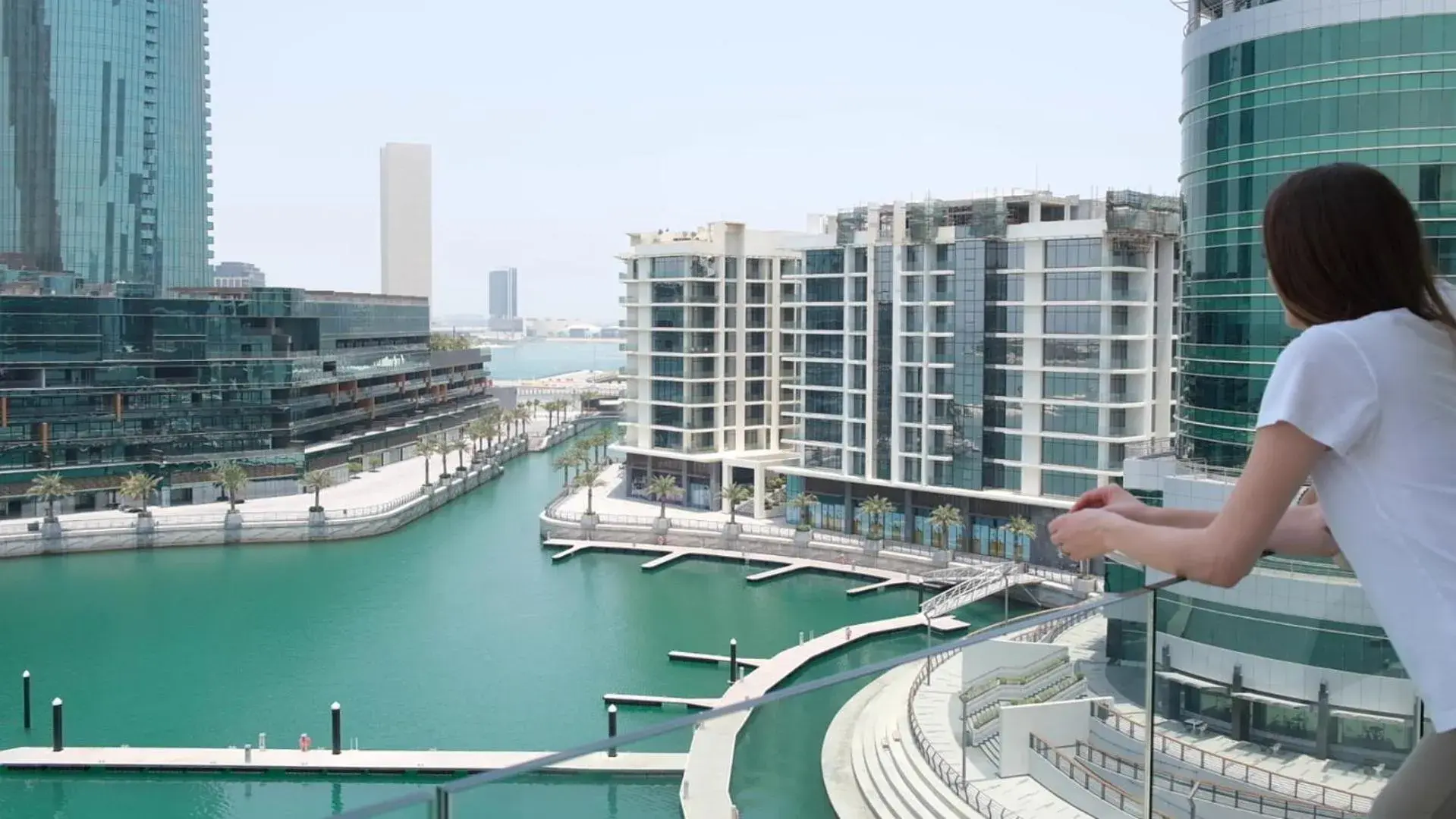 King Suite with Balcony in Charthouse Bahrain King Suite with Balcony in Charthouse Bahrain