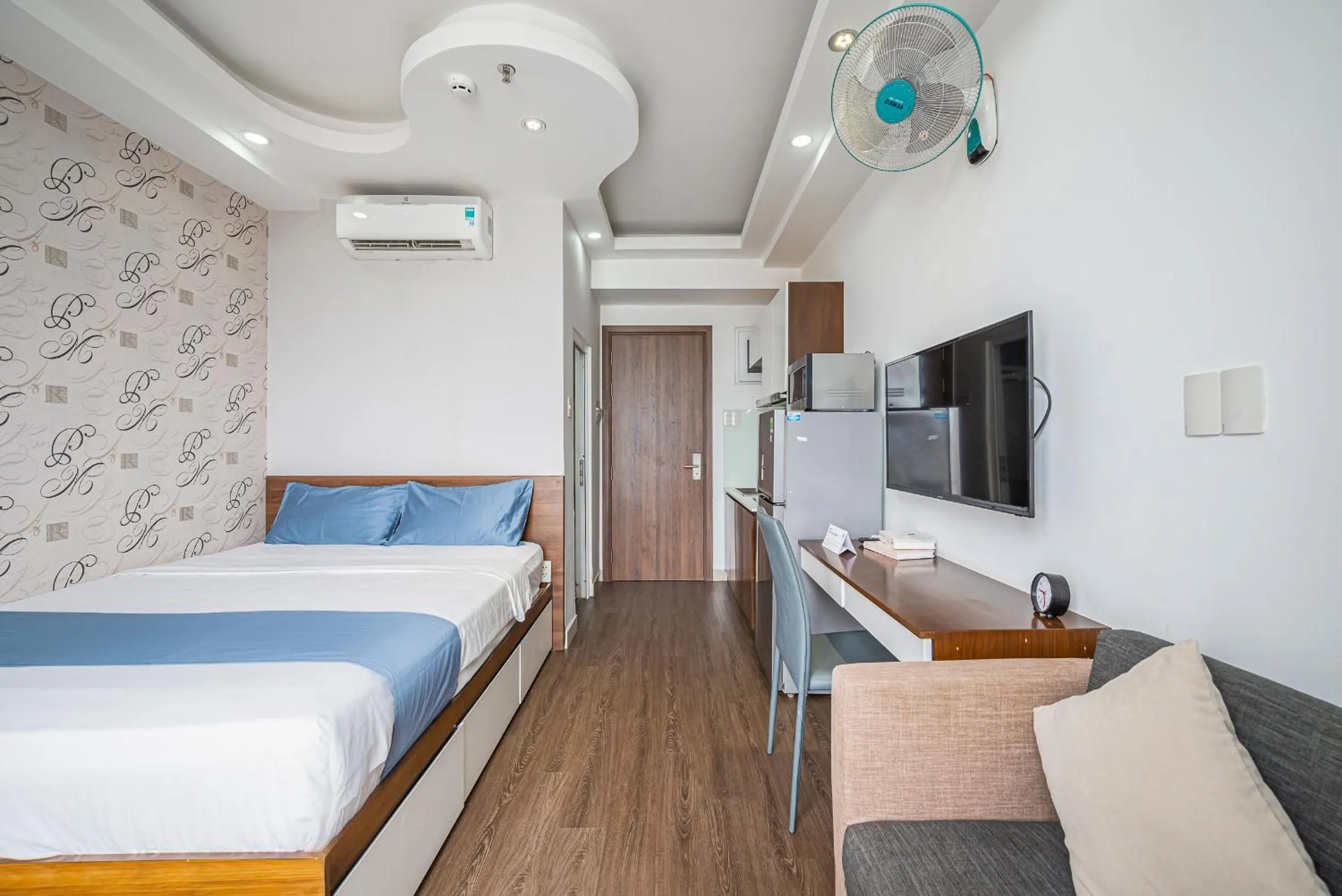 TV and multimedia, Bed in Cozrum Homes - Sonata Residence