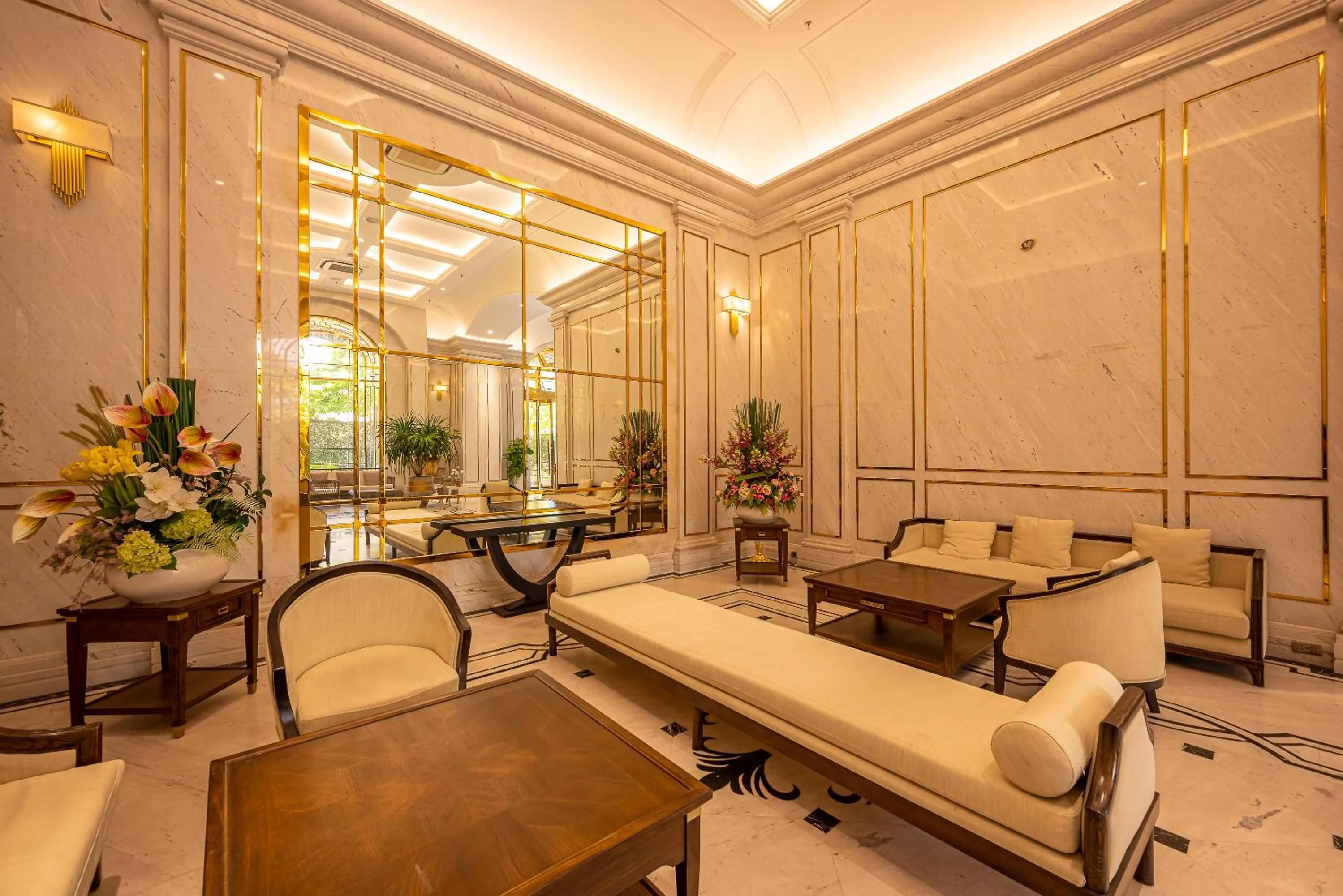 Lobby or reception in Cozrum Homes - Sonata Residence