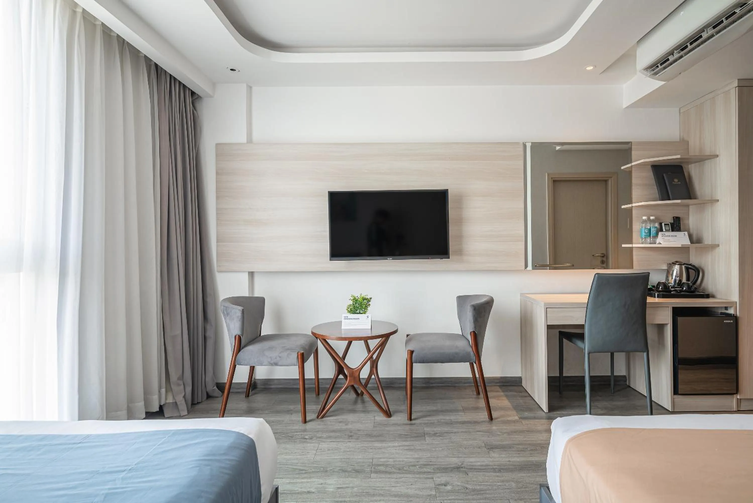 TV and multimedia in Cozrum Homes - Sonata Residence