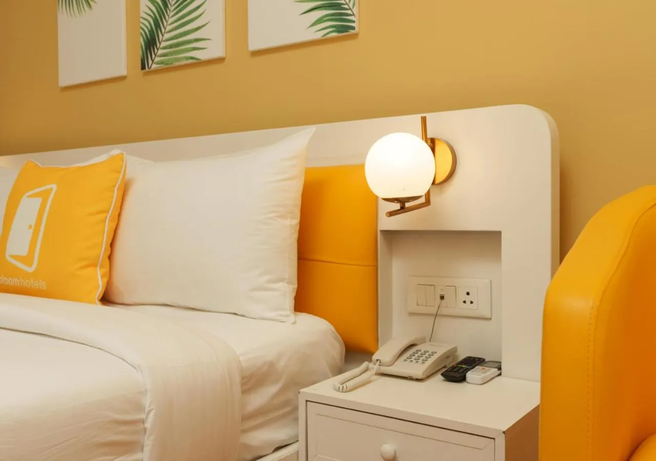 Bed in Bloom Boutique l Connaught Place Area