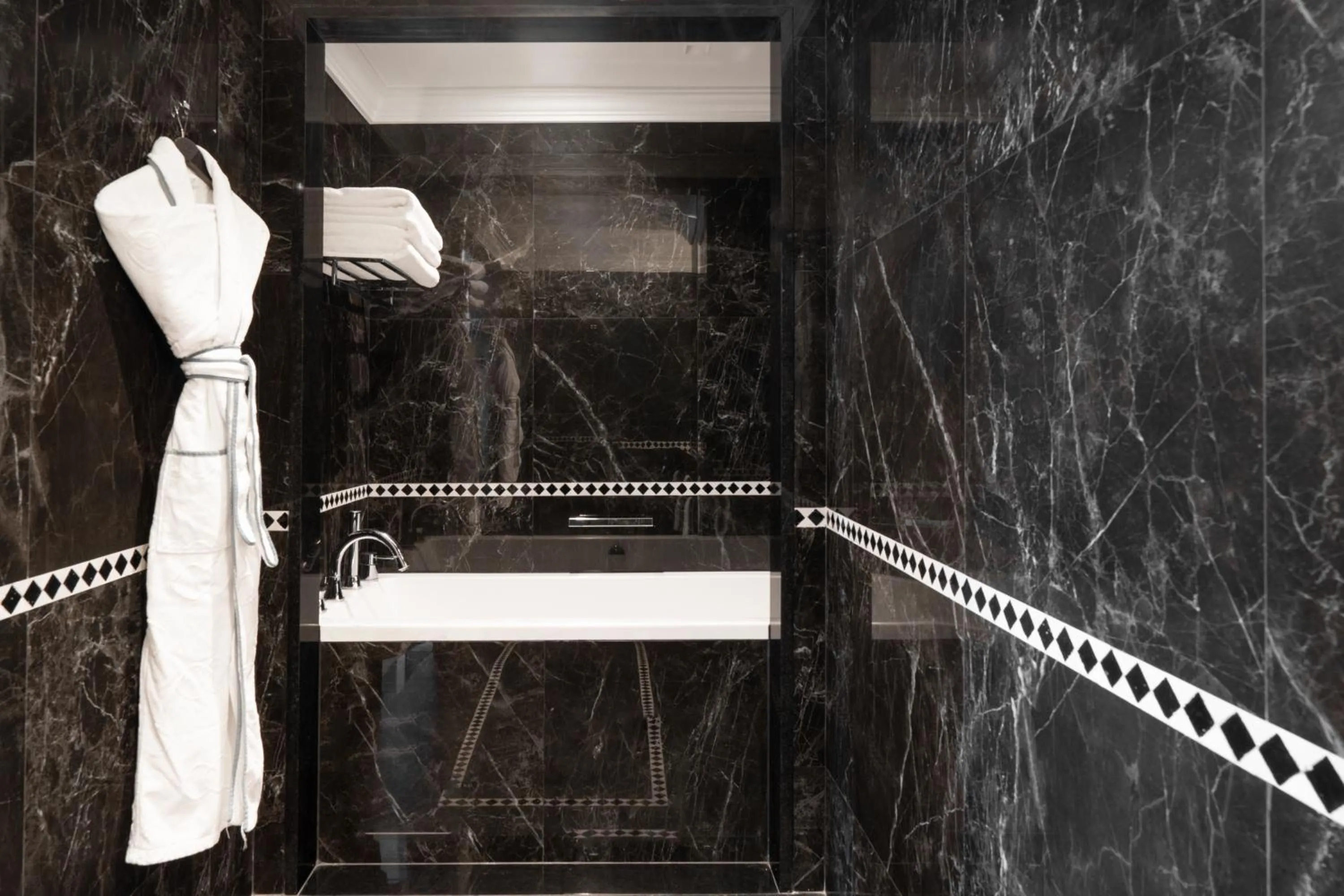 Bathroom in Sofitel Marrakech Lounge and Spa