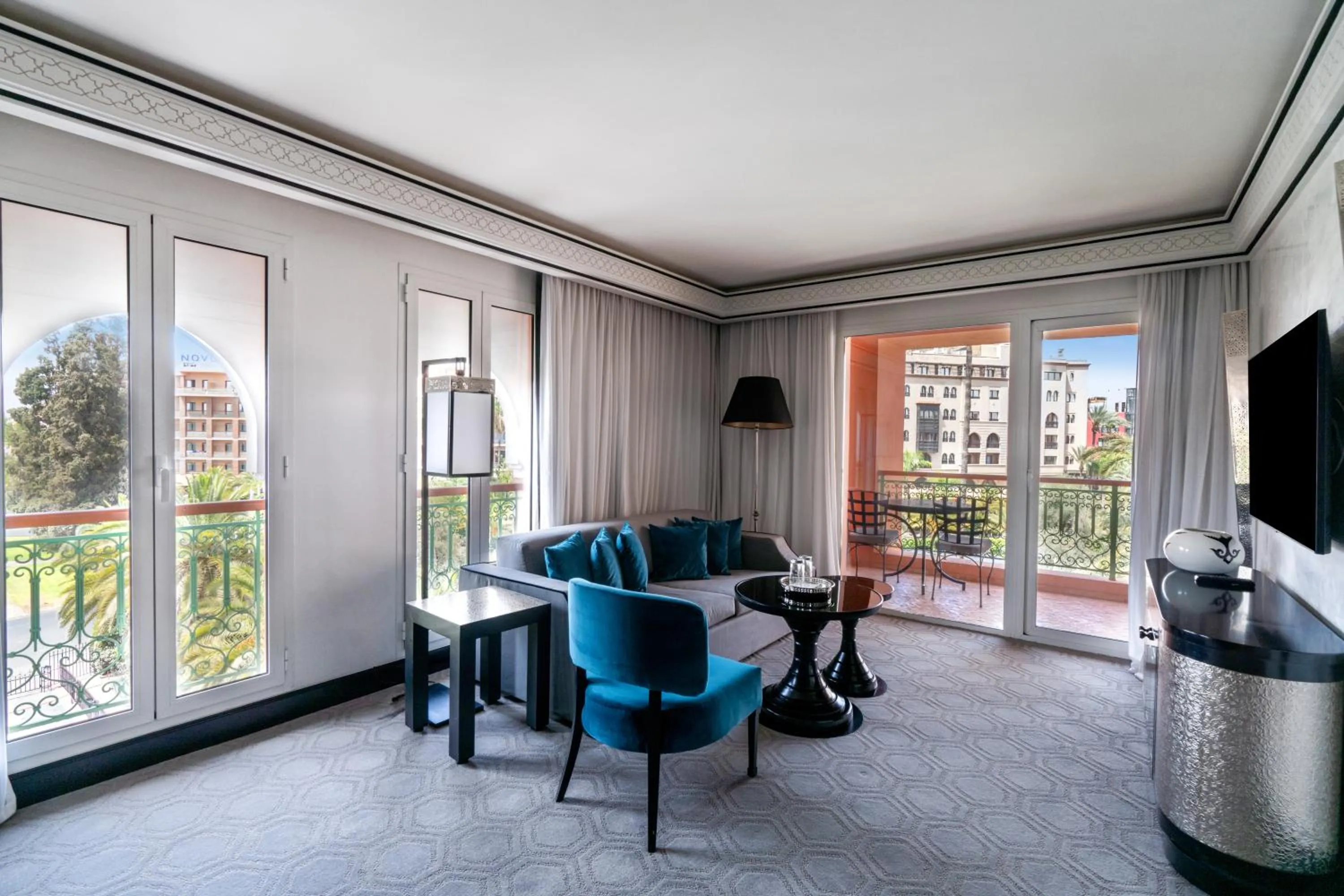 Communal lounge/ TV room in Sofitel Marrakech Lounge and Spa