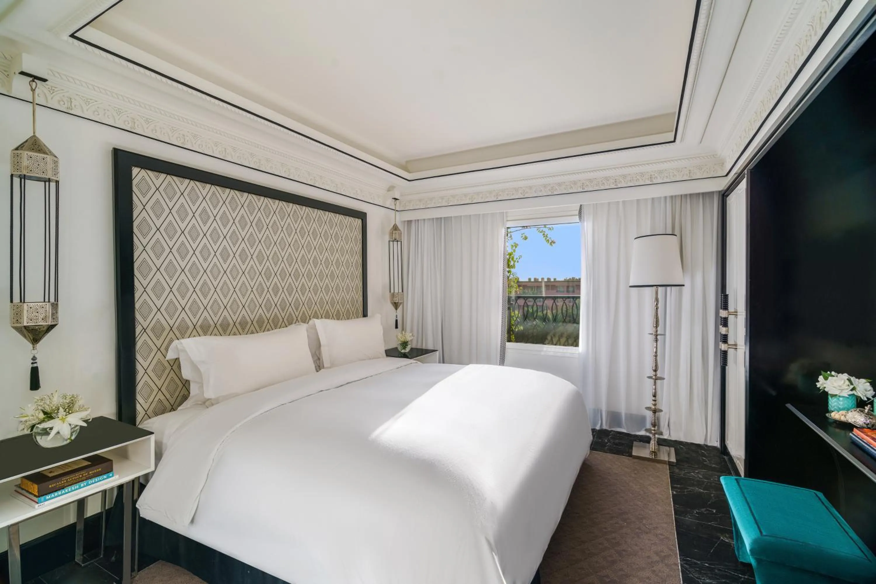 Bed in Sofitel Marrakech Lounge and Spa