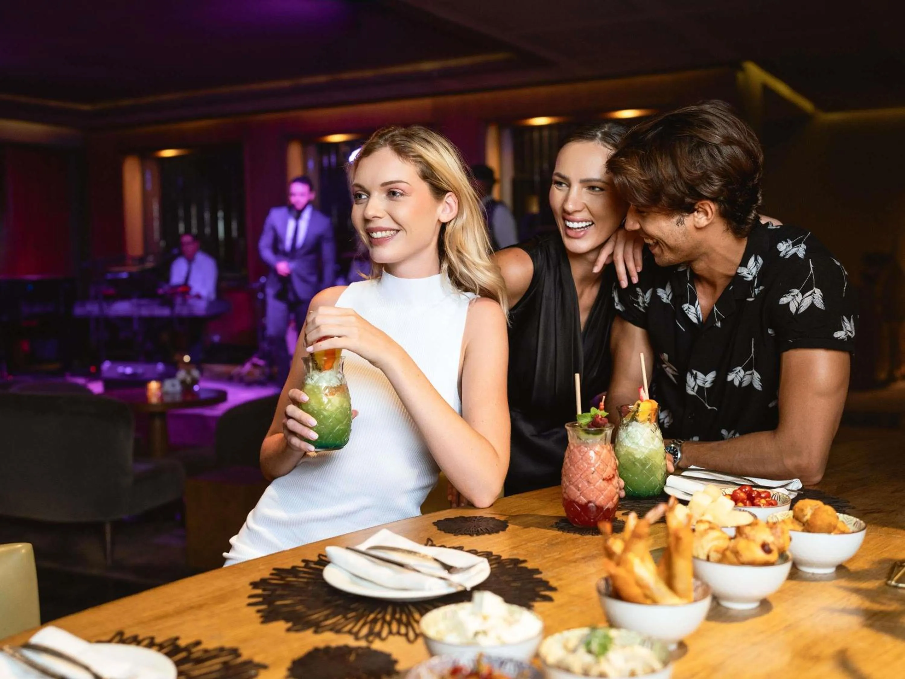 Lounge or bar in Sofitel Marrakech Lounge and Spa