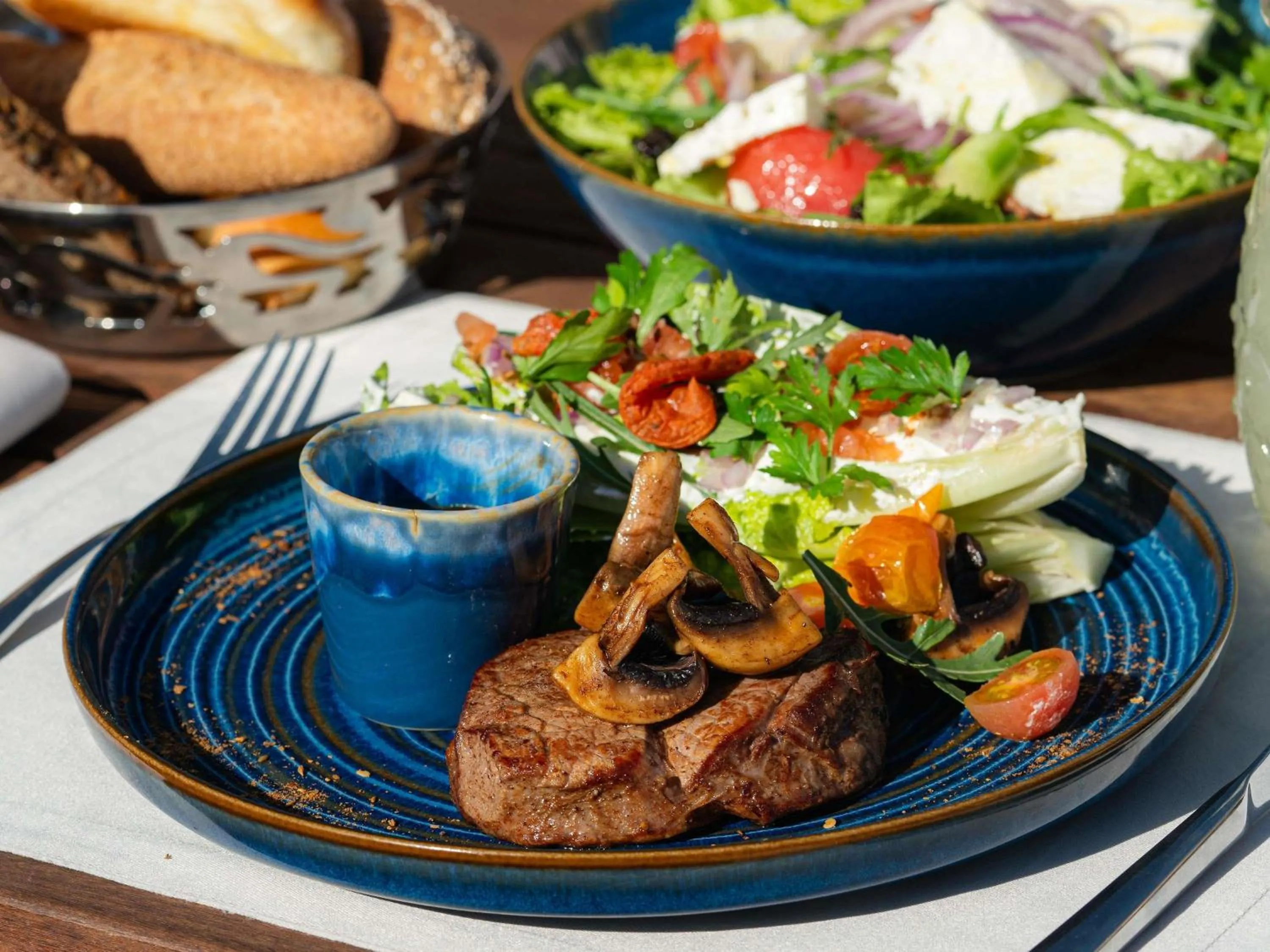 Restaurant/places to eat in Sofitel Marrakech Lounge and Spa