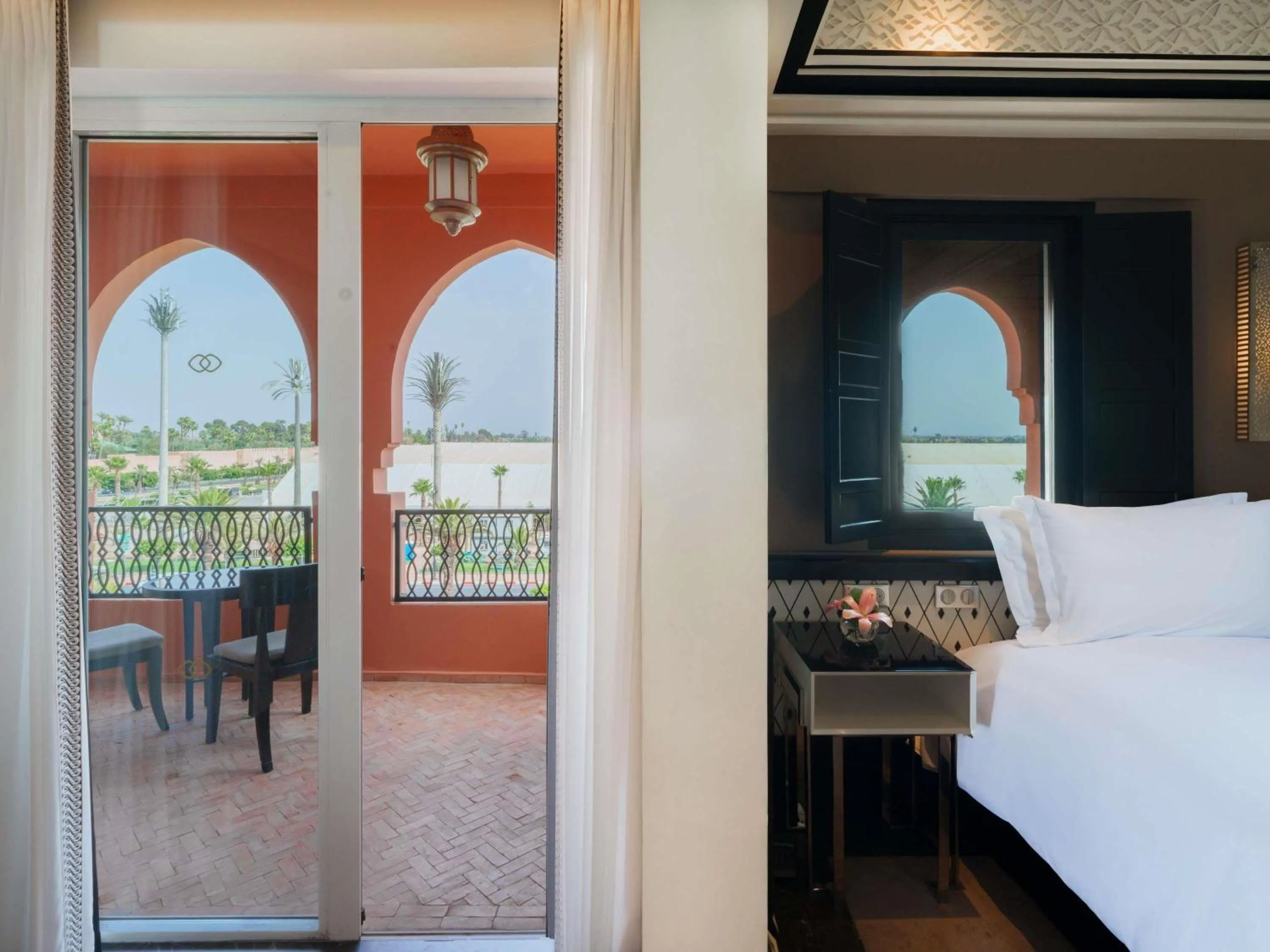 Bedroom, Bed in Sofitel Marrakech Palais Impérial & Spa