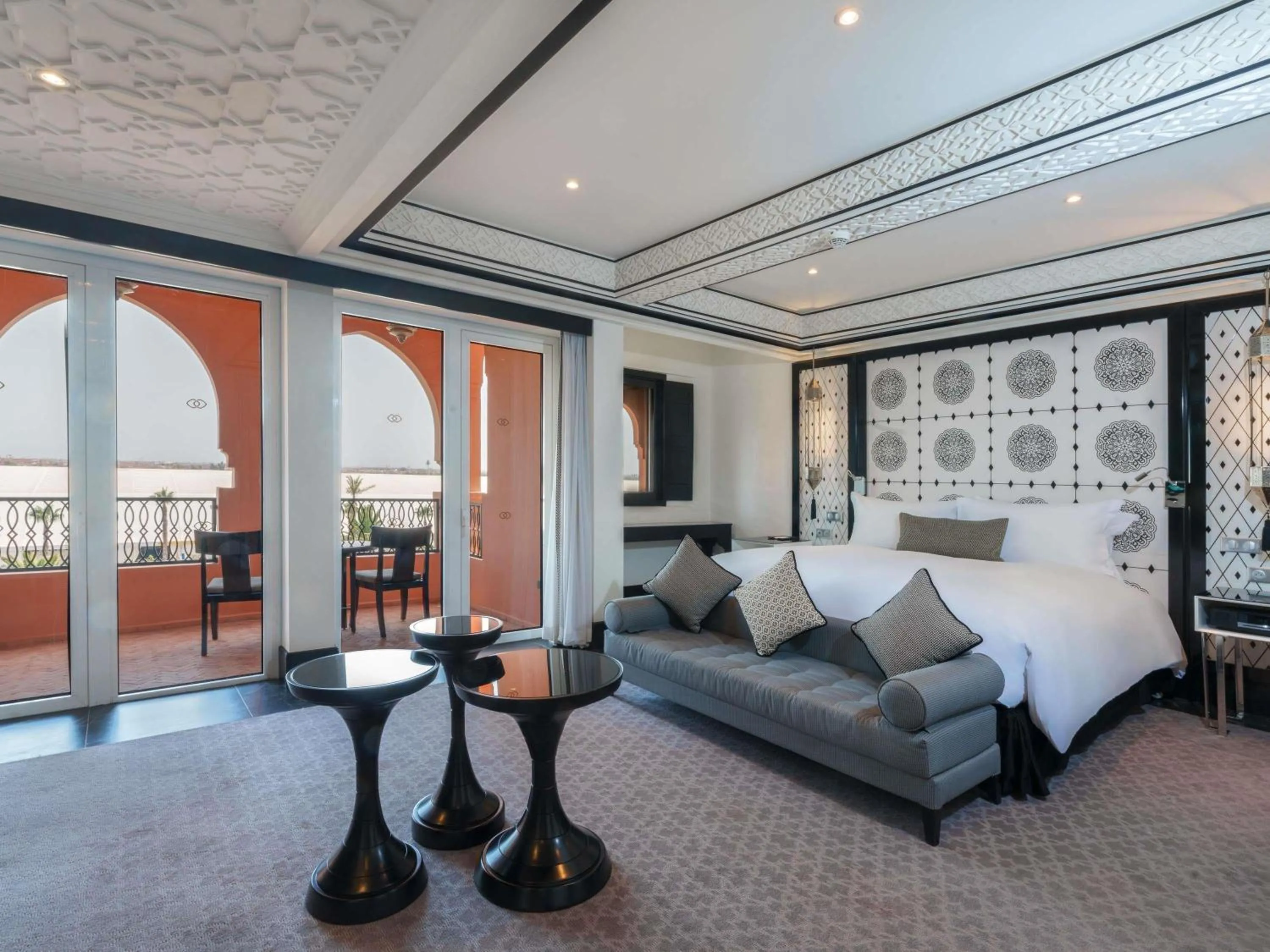 Bedroom, Bed in Sofitel Marrakech Palais Impérial & Spa