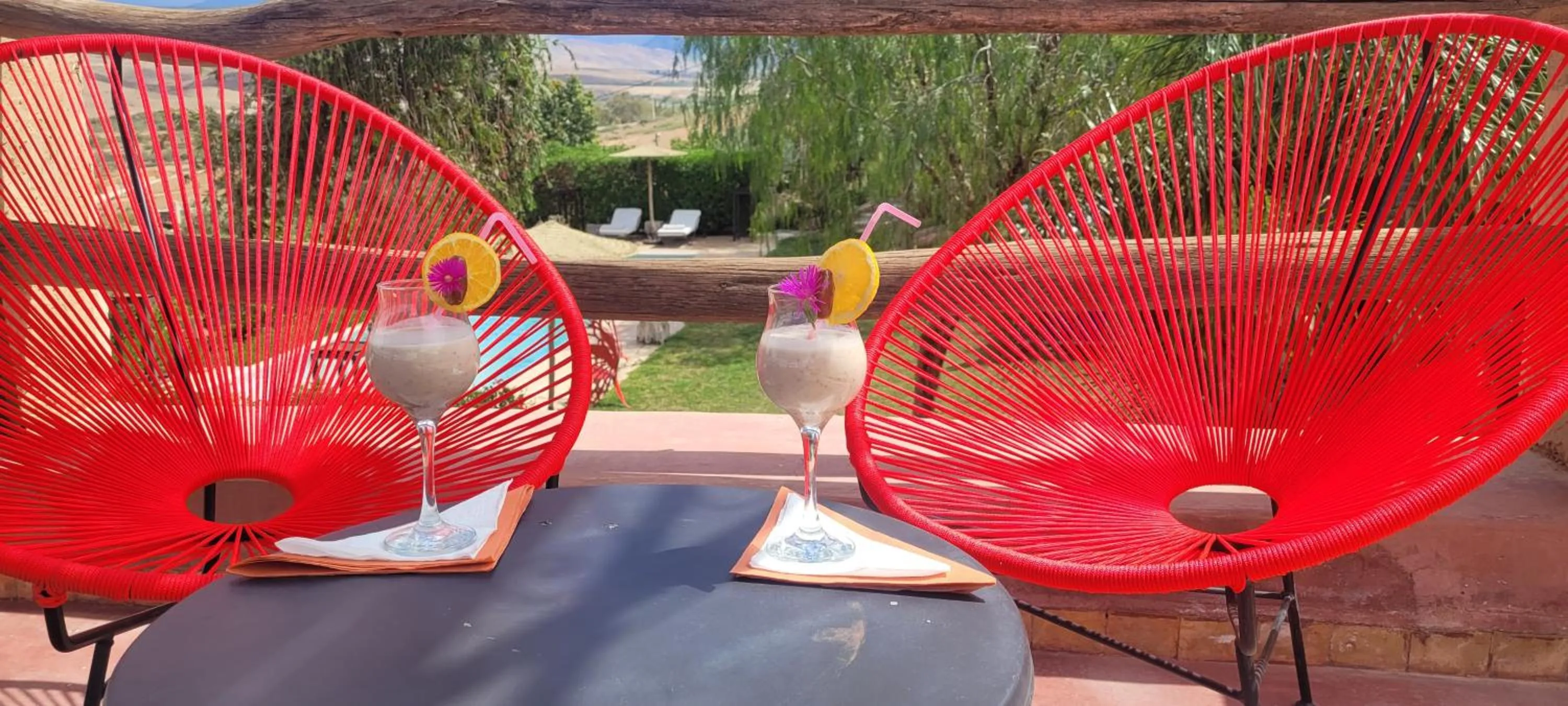 Balcony/Terrace in Quelque part au barrage