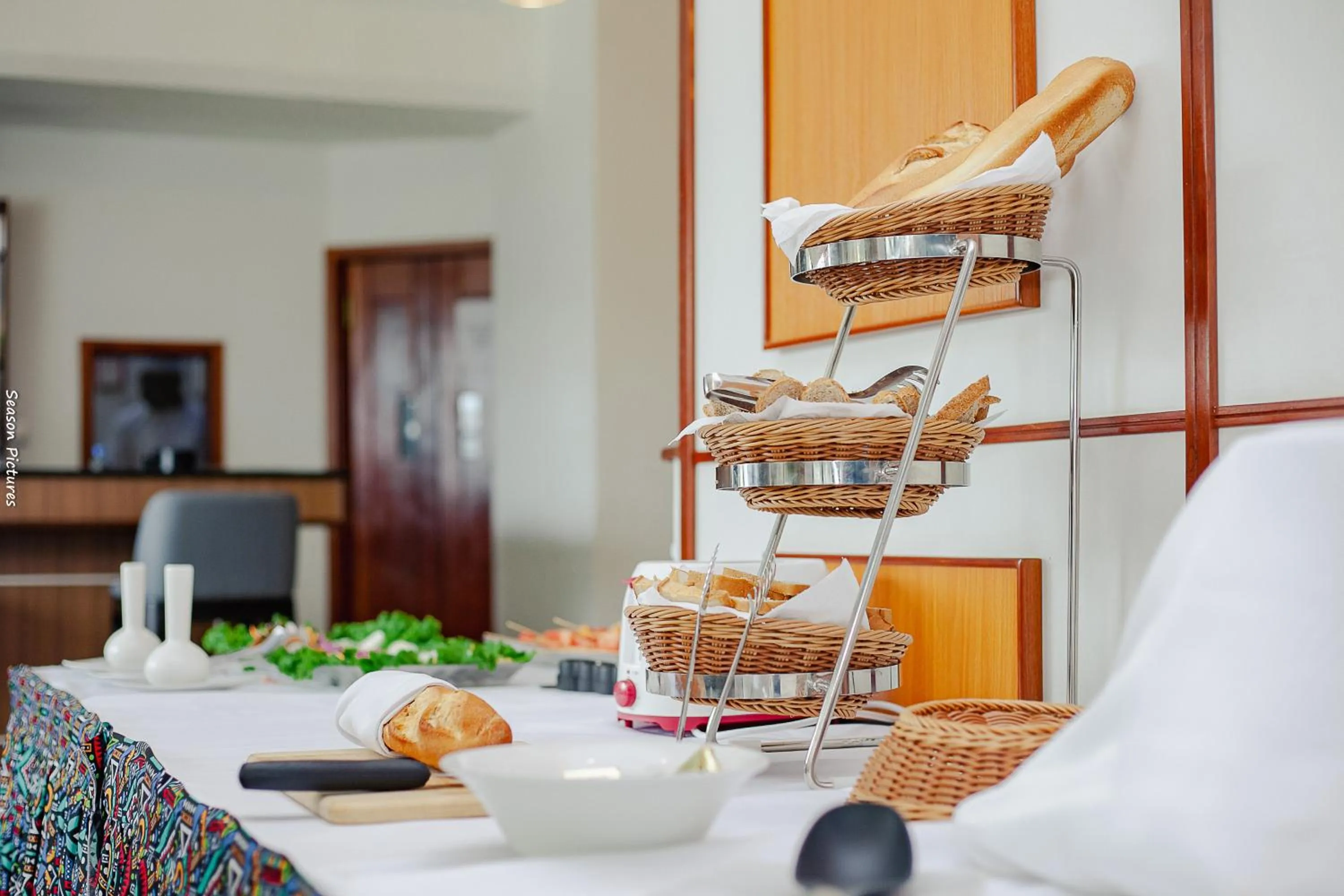 Buffet breakfast in Geneva Hotel