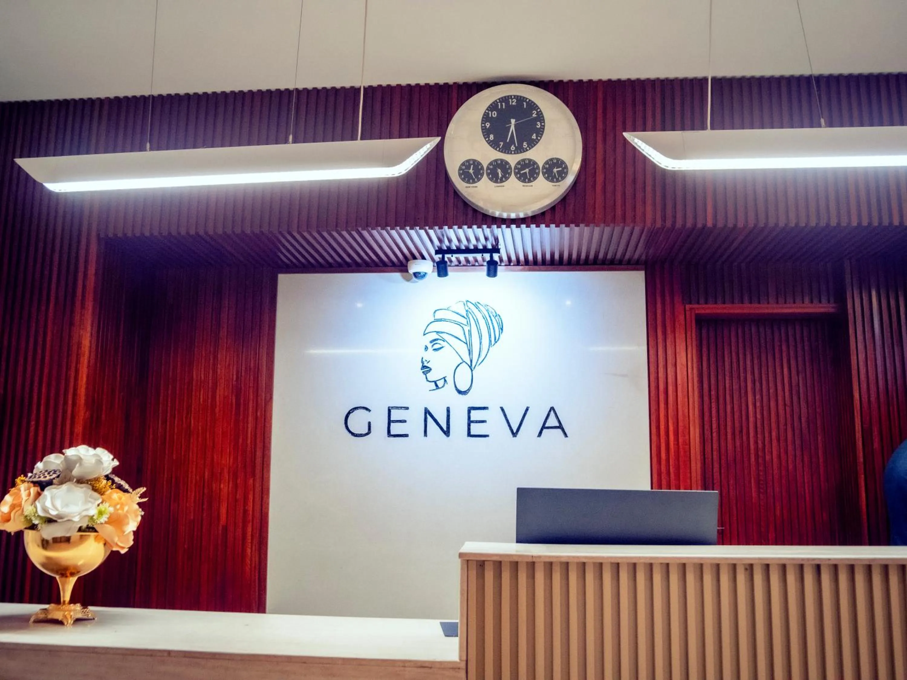 Lobby or reception in Geneva Hotel