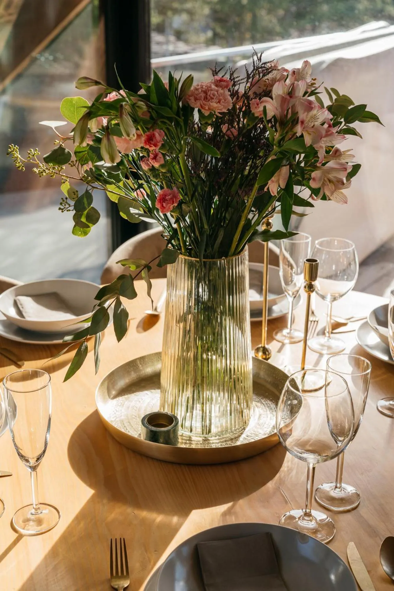 Dining area in Landscape Zakopane - LoftAffair