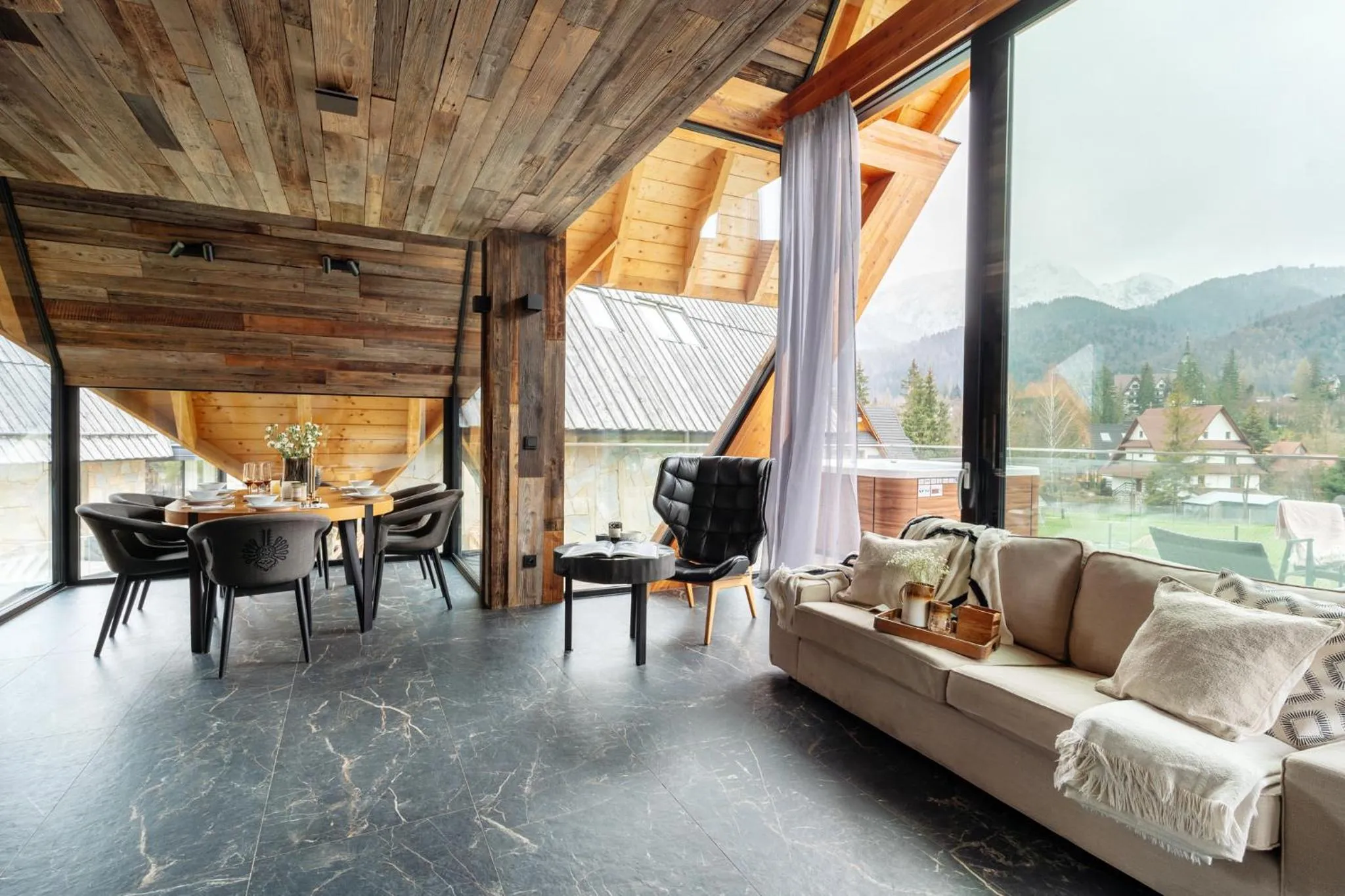 Patio in Landscape Zakopane - LoftAffair