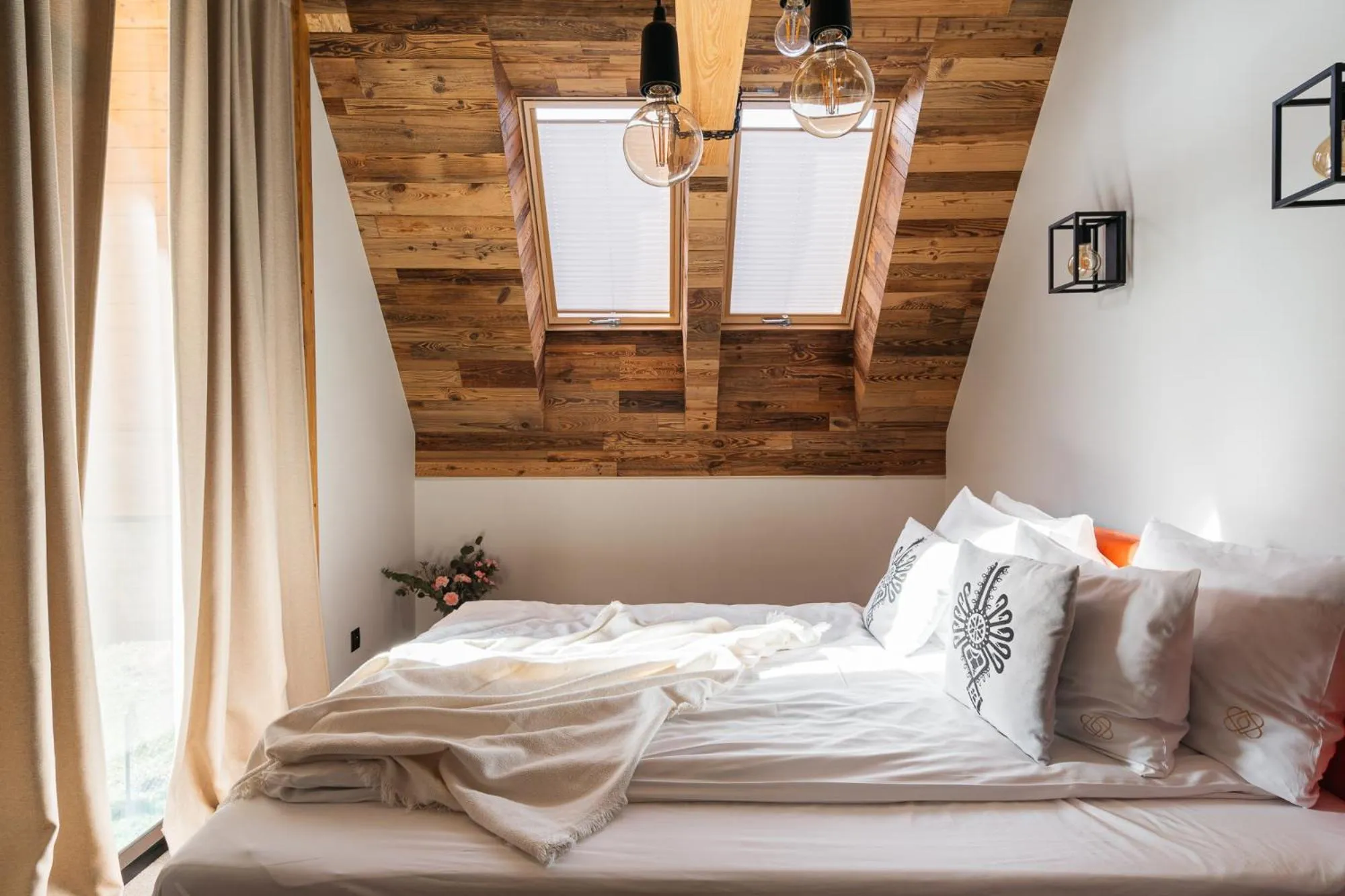 Bed in Landscape Zakopane - LoftAffair