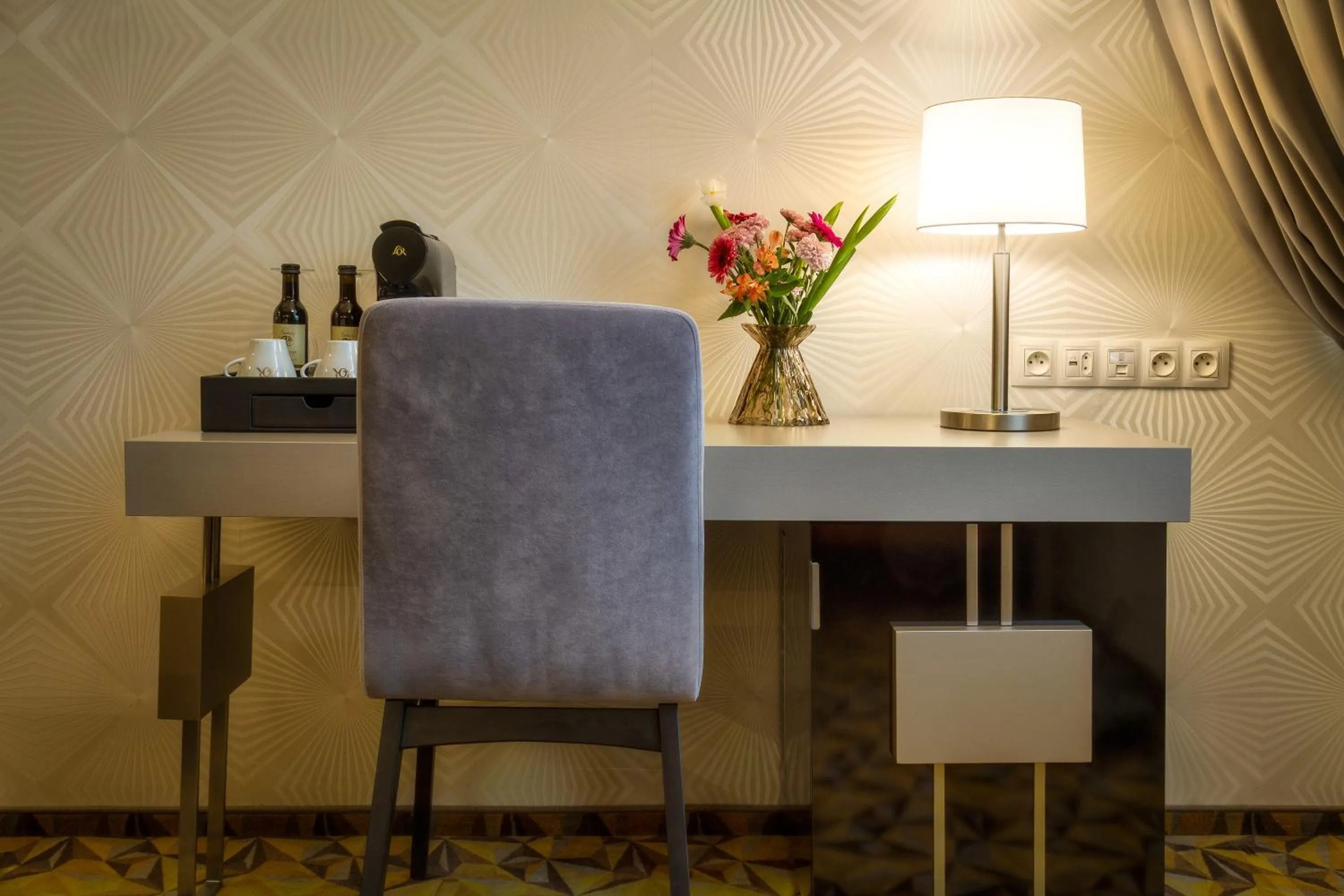 Coffee/tea facilities in Hotel Essence