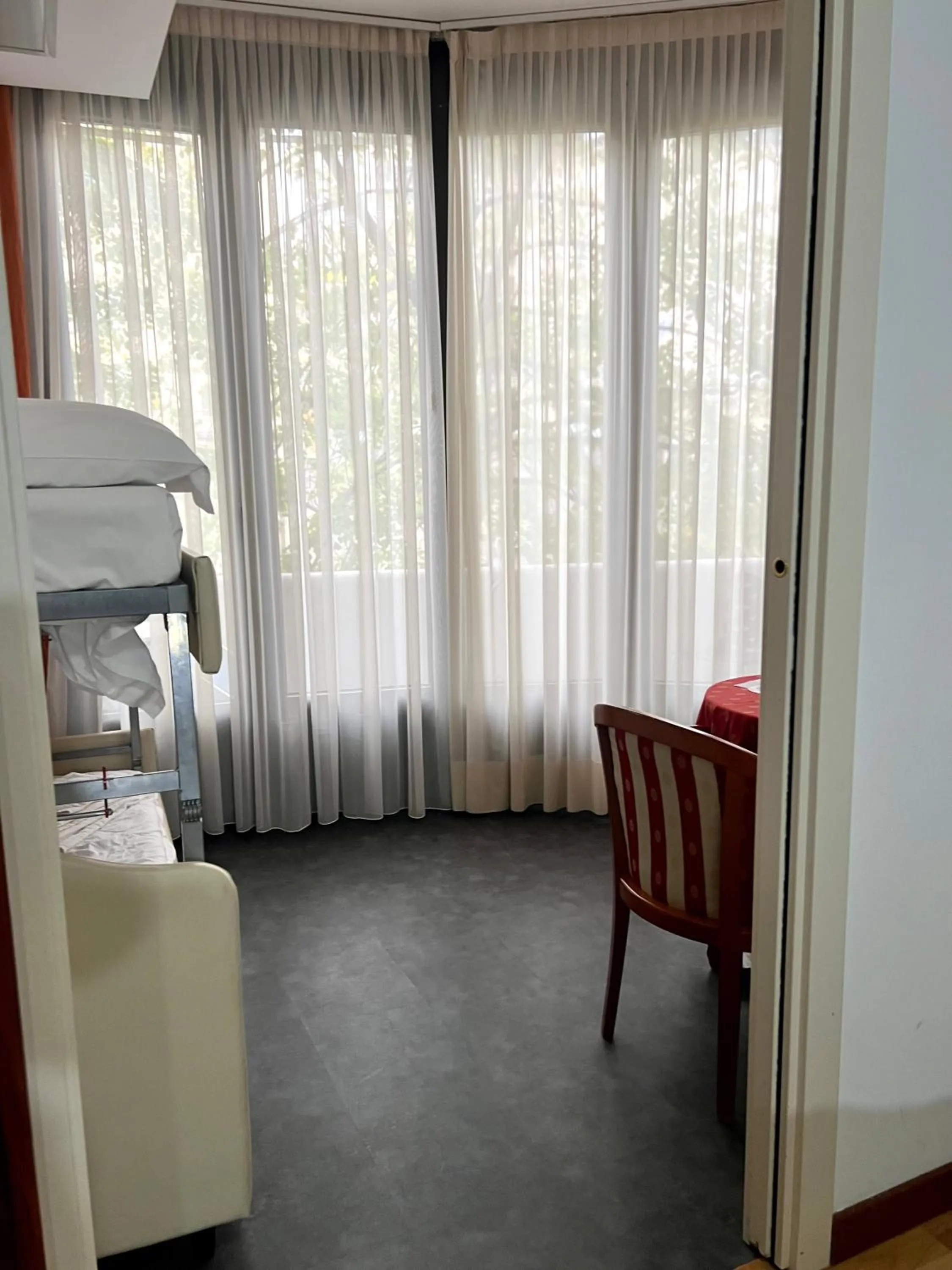 bunk bed in Hotel Joli