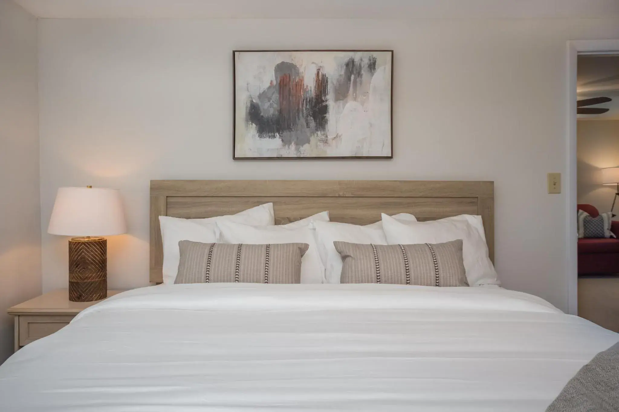 Suite with Pool View in The Beach House Suite with Pool View in The Beach House