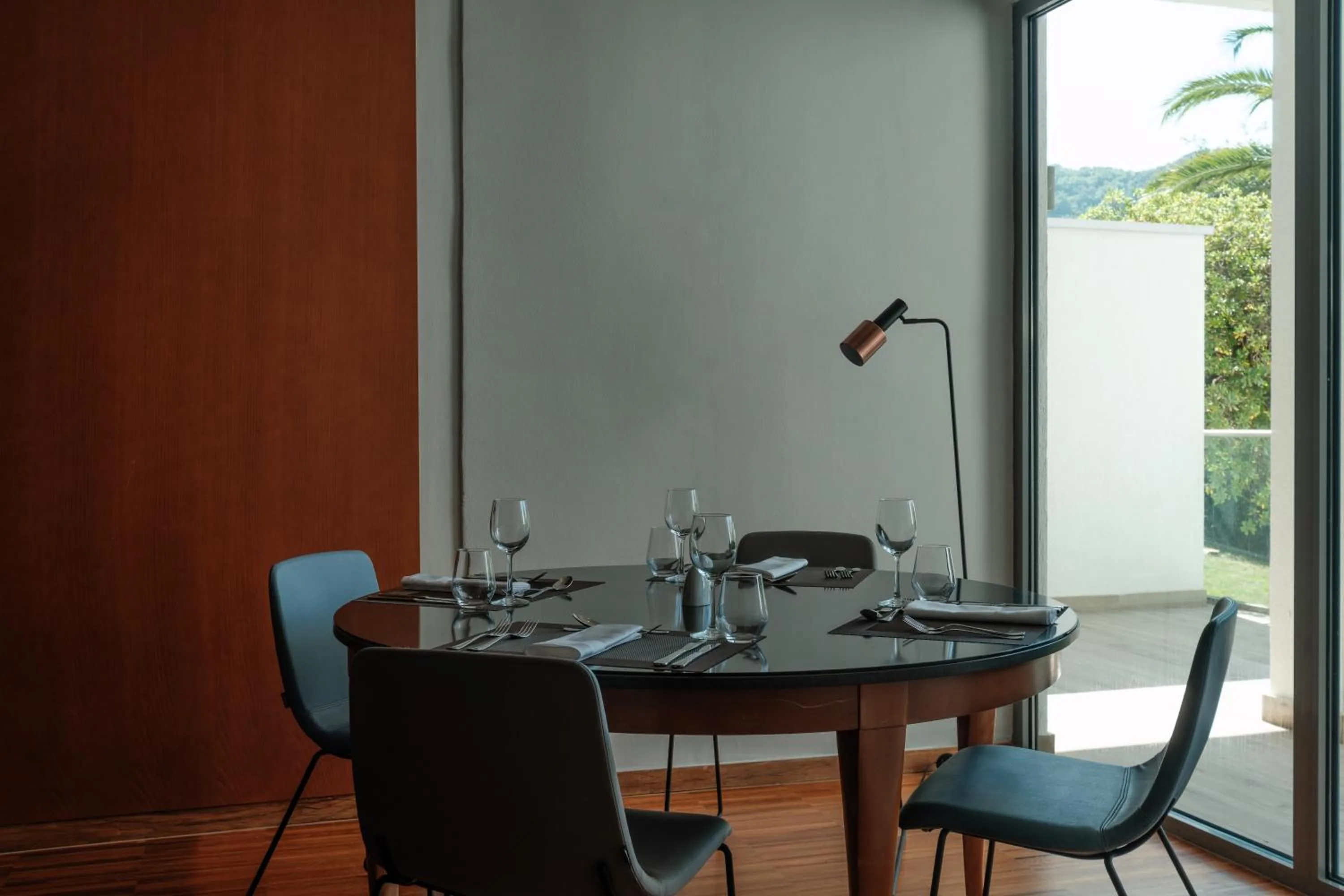 Dining area in Eurostars Queen of Montenegro